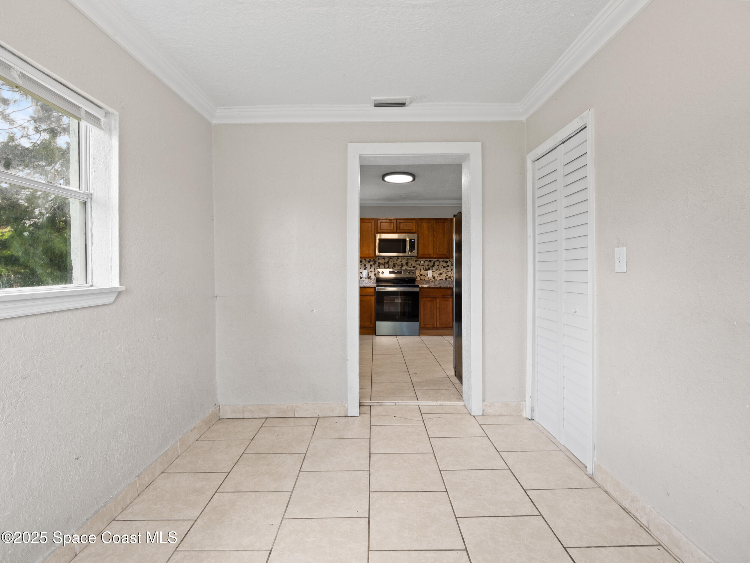 2870 Glassner Avenue NE