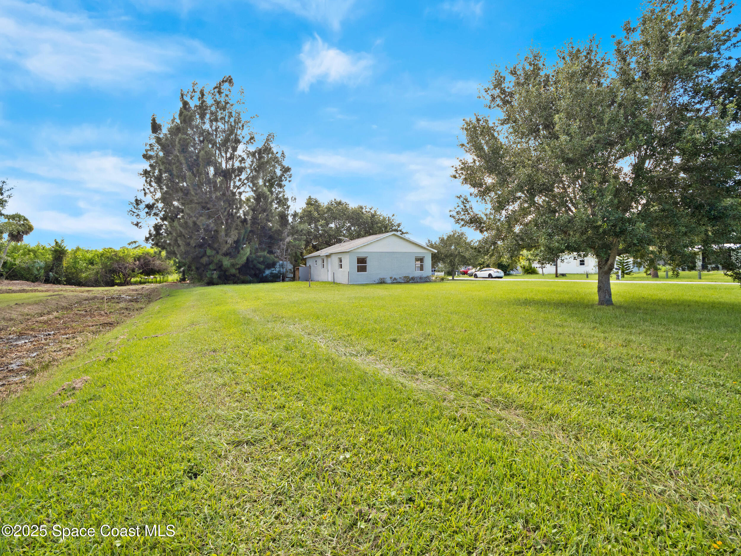 2870 Glassner Avenue NE