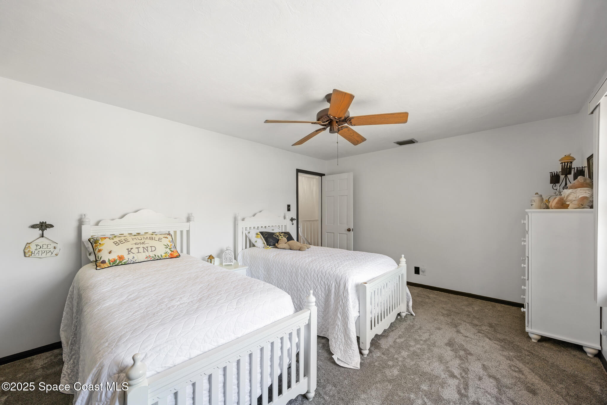 6885 Orchid Tree Drive