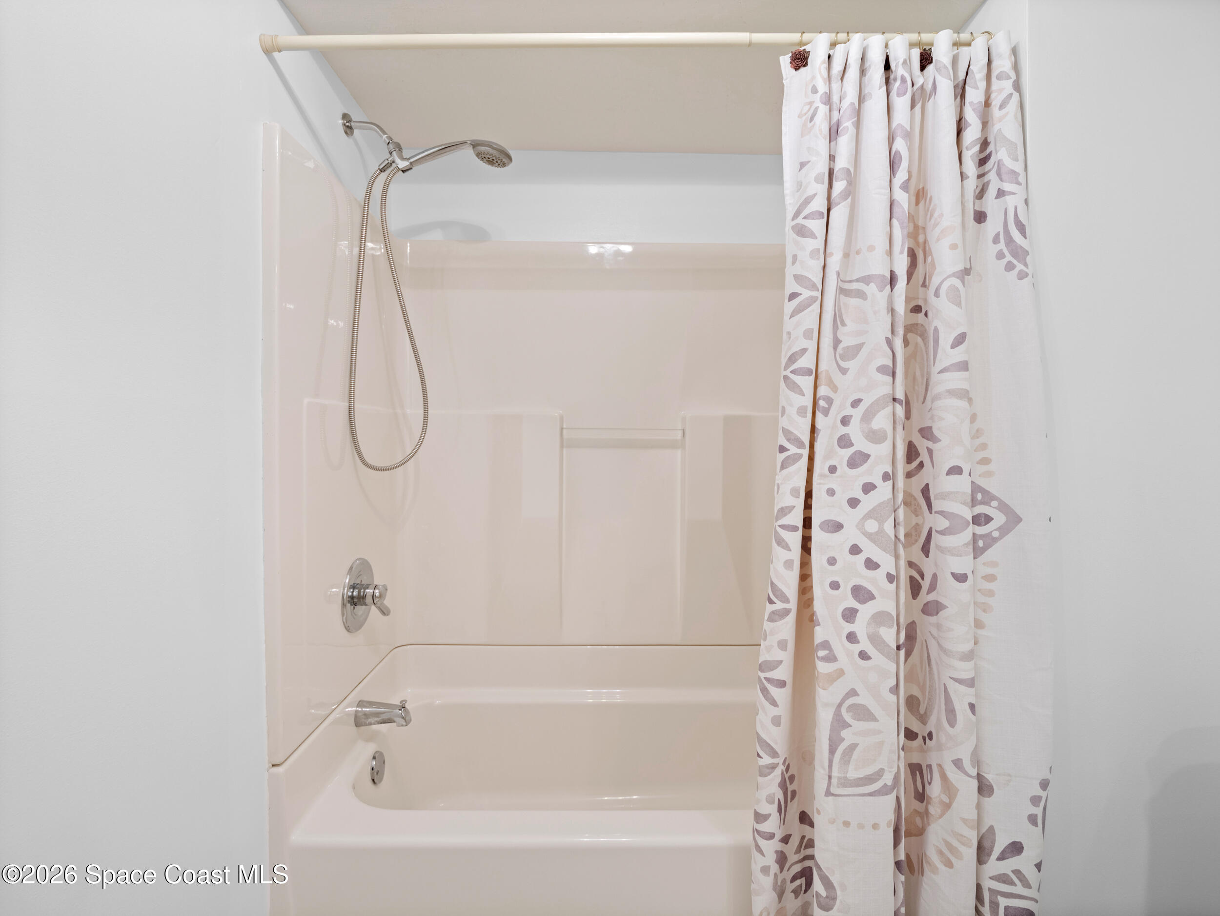 2150 N Highway A1a 211