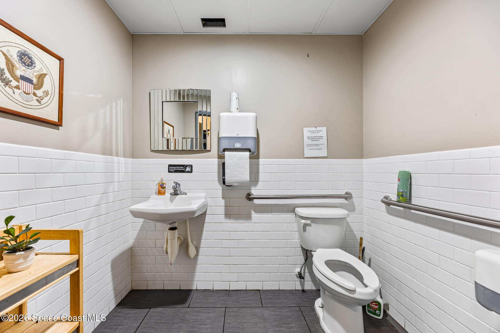 7777 N Wickham Road 20