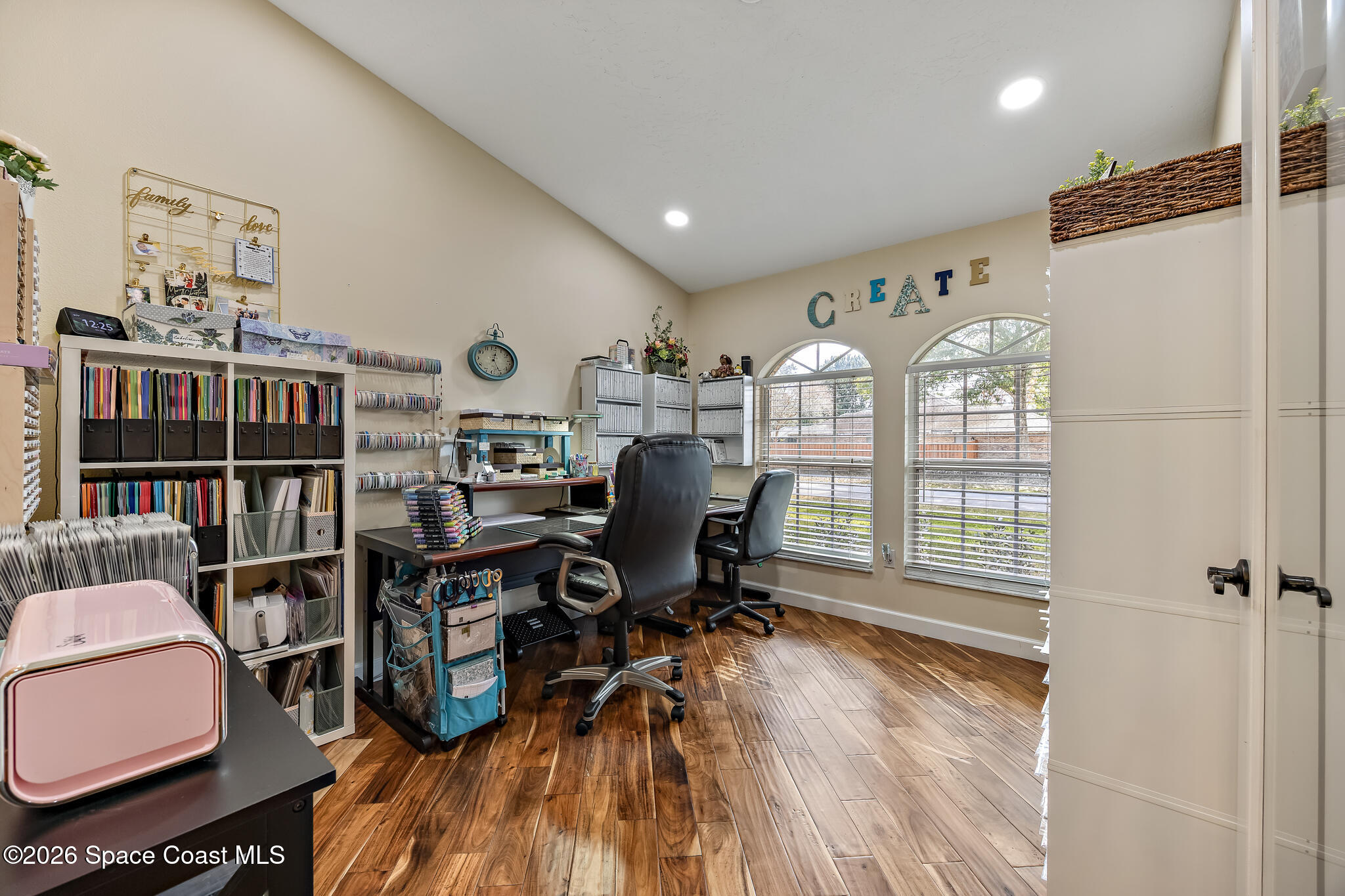 261 Naylor Street NE
