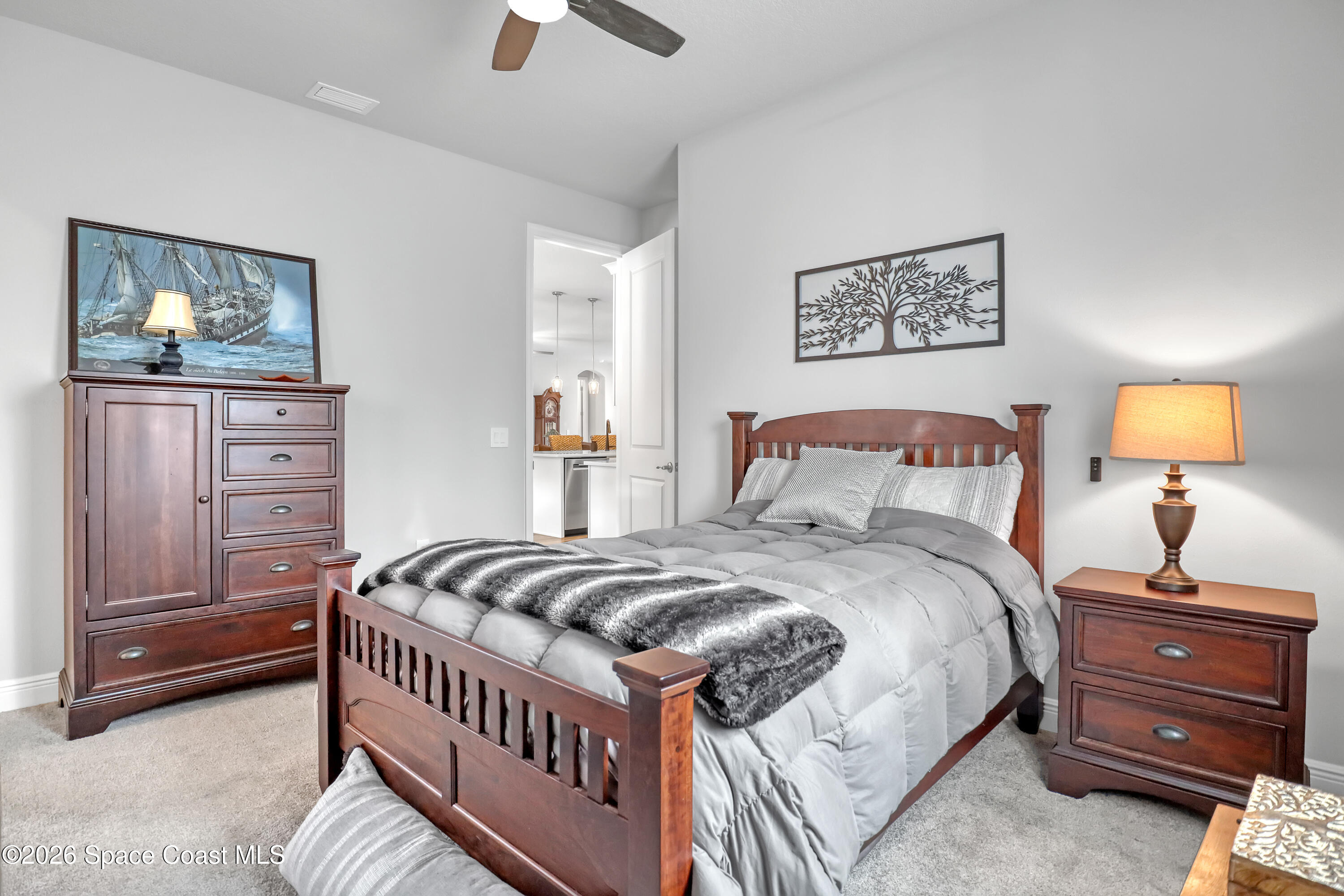 1837 Market Circle NE