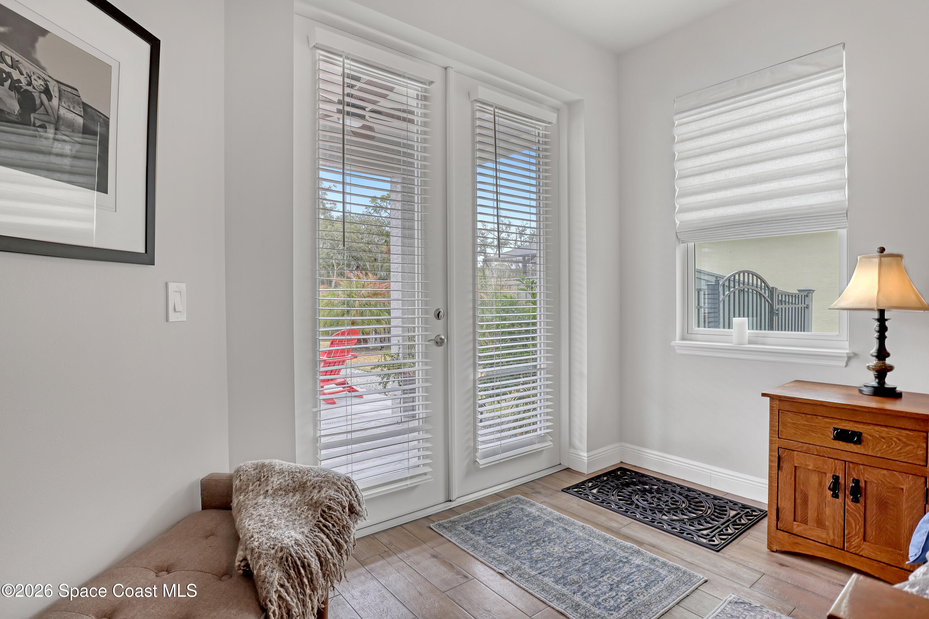 1837 Market Circle NE