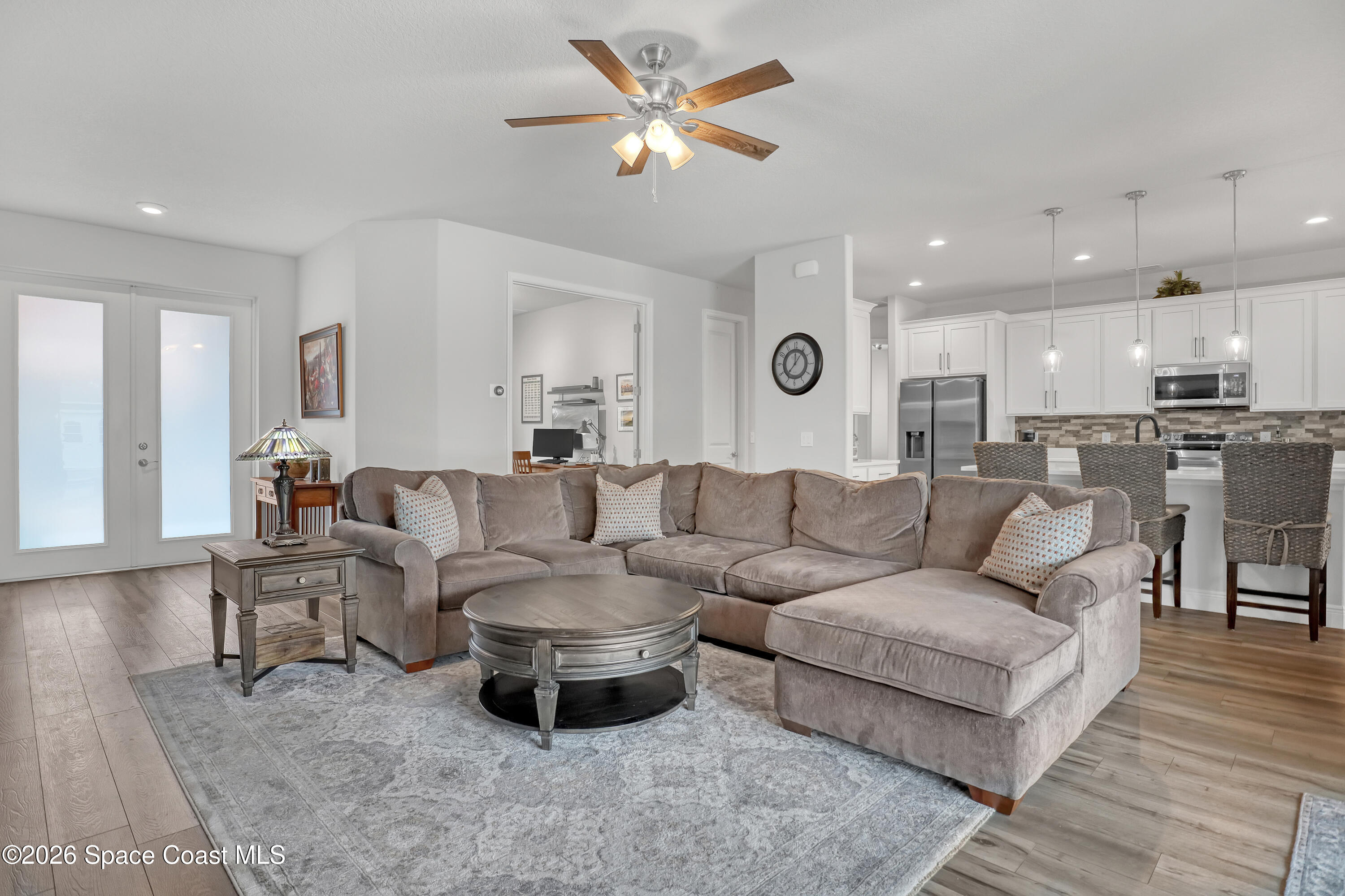 1837 Market Circle NE