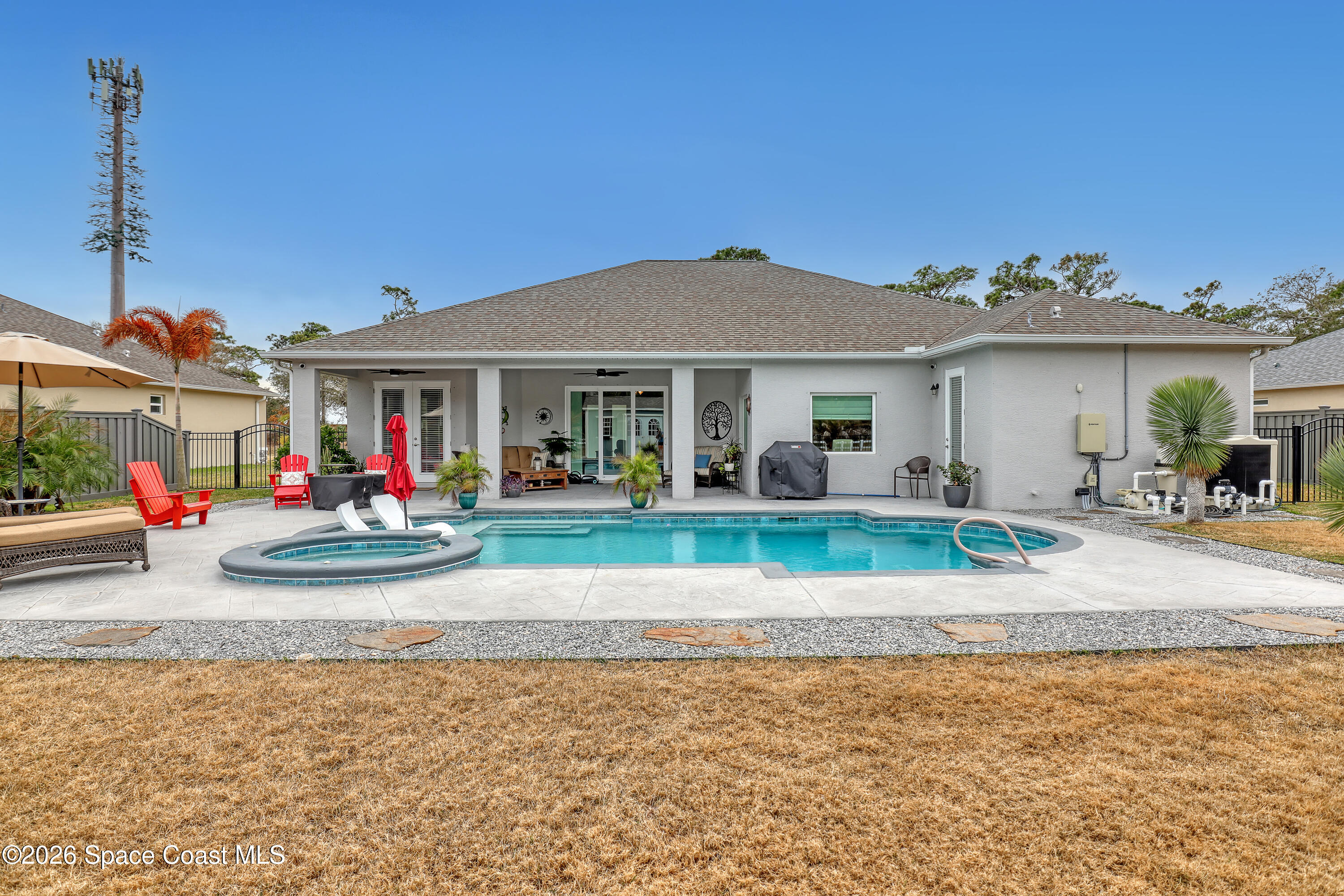 1837 Market Circle NE