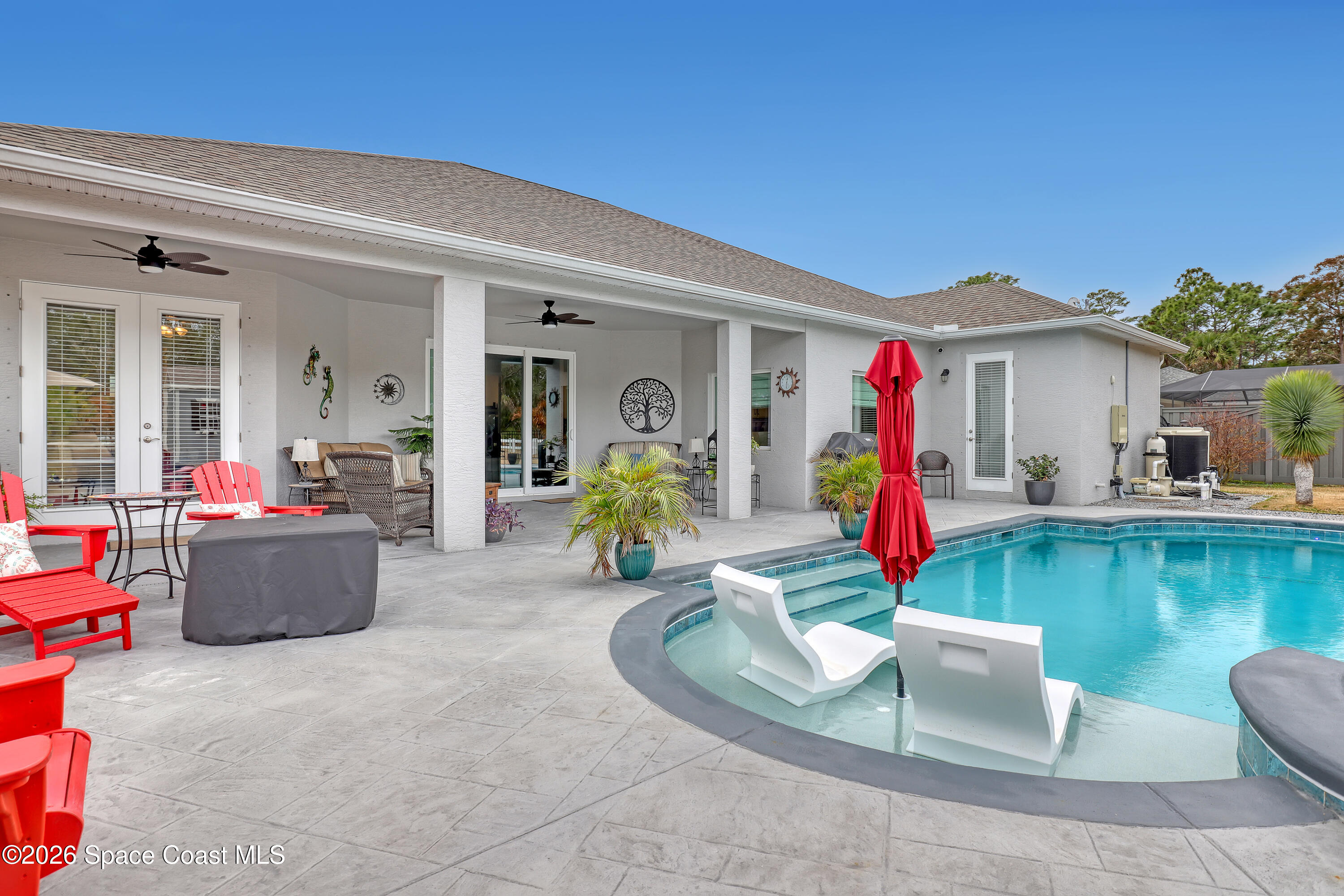 1837 Market Circle NE