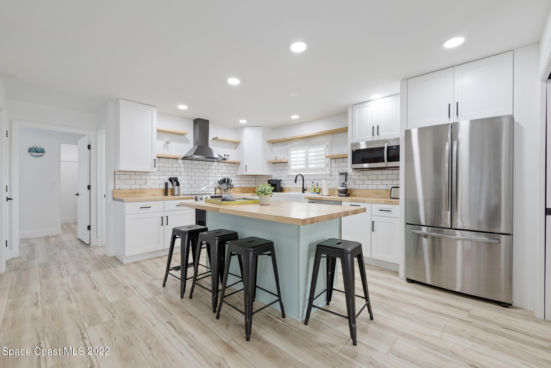 1420 S Atlantic Avenue 3