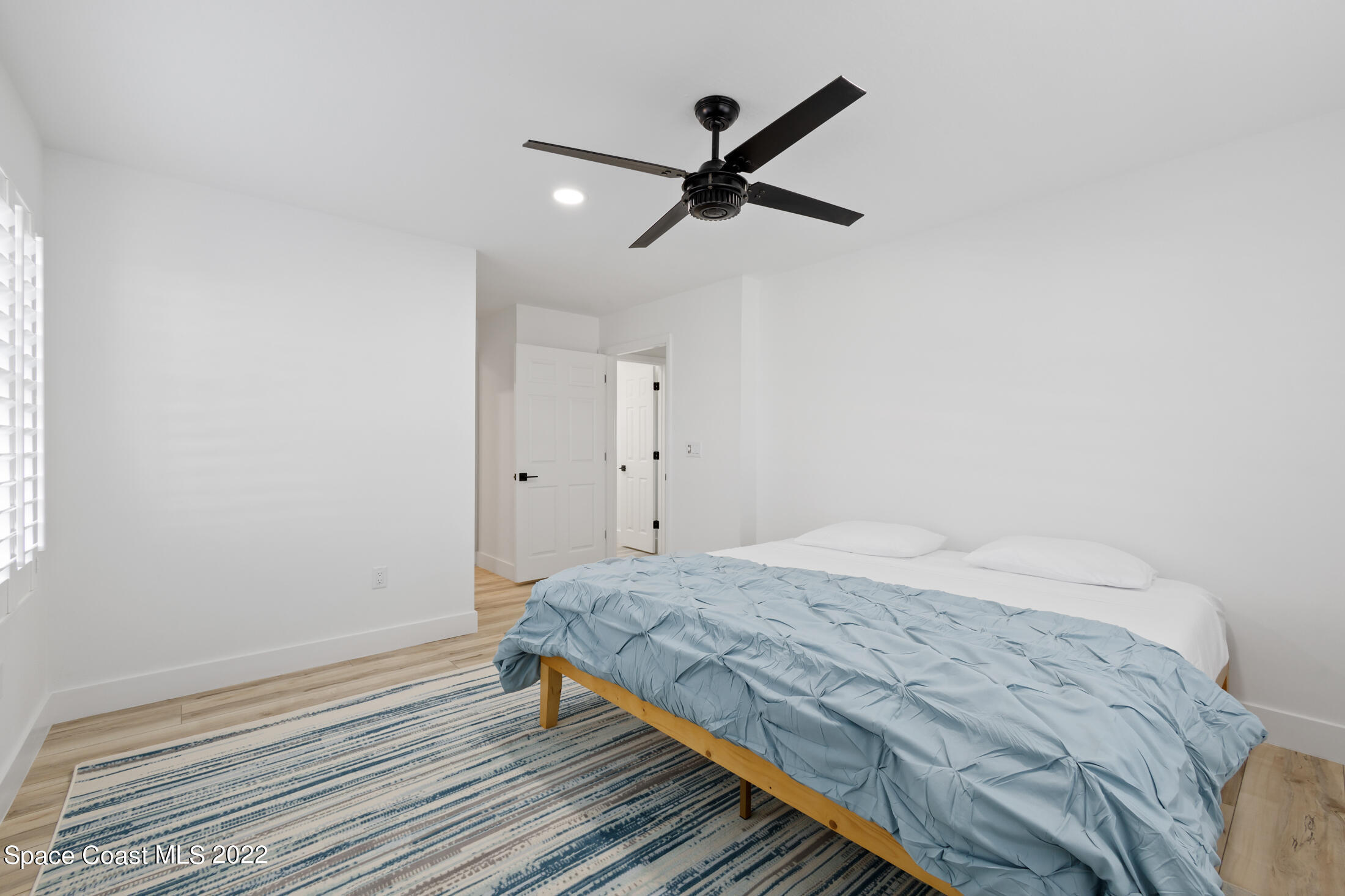 1420 S Atlantic Avenue 3