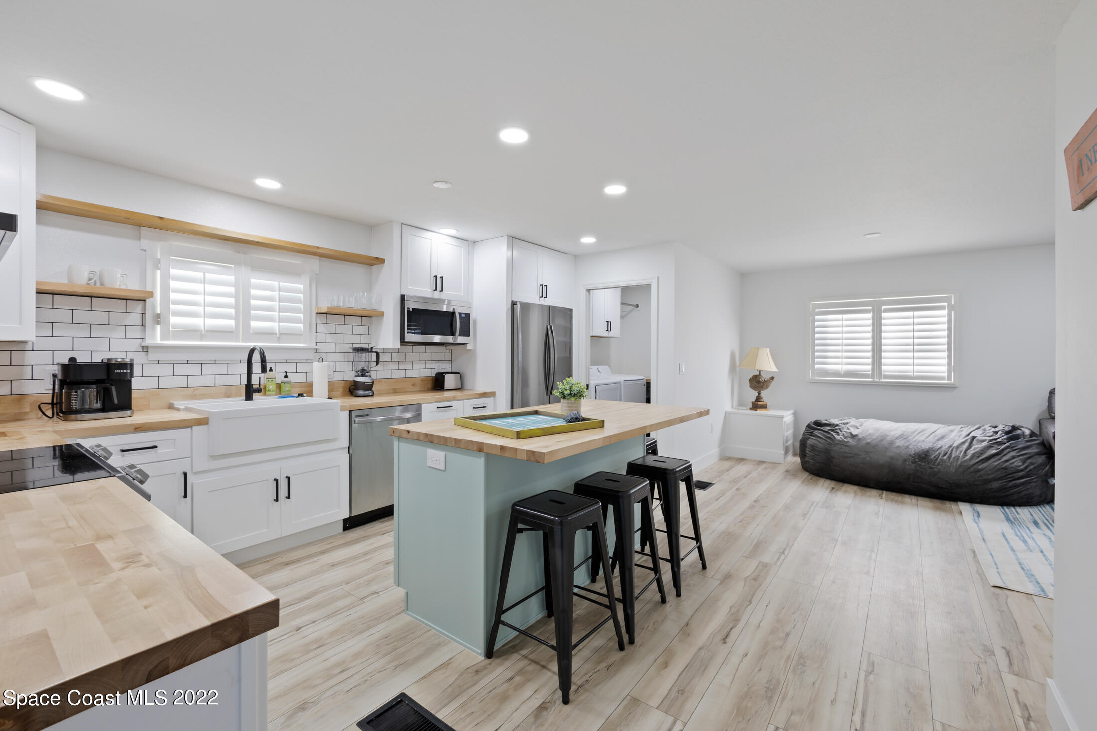 1420 S Atlantic Avenue 3