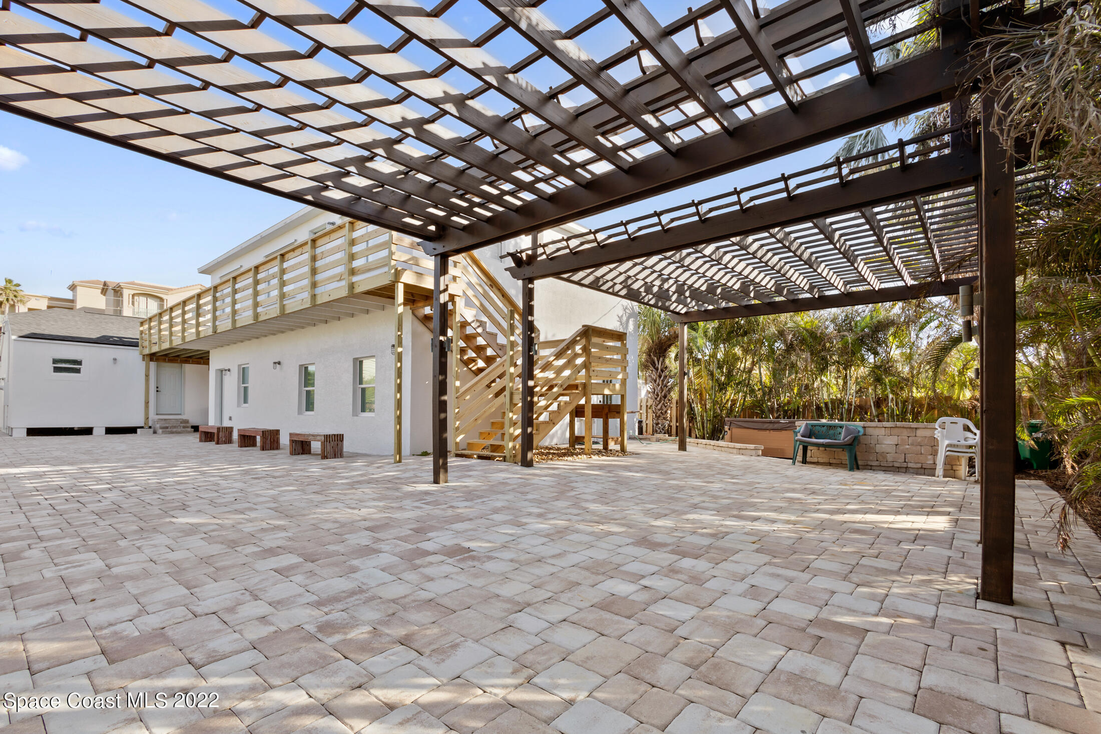 1420 S Atlantic Avenue 3