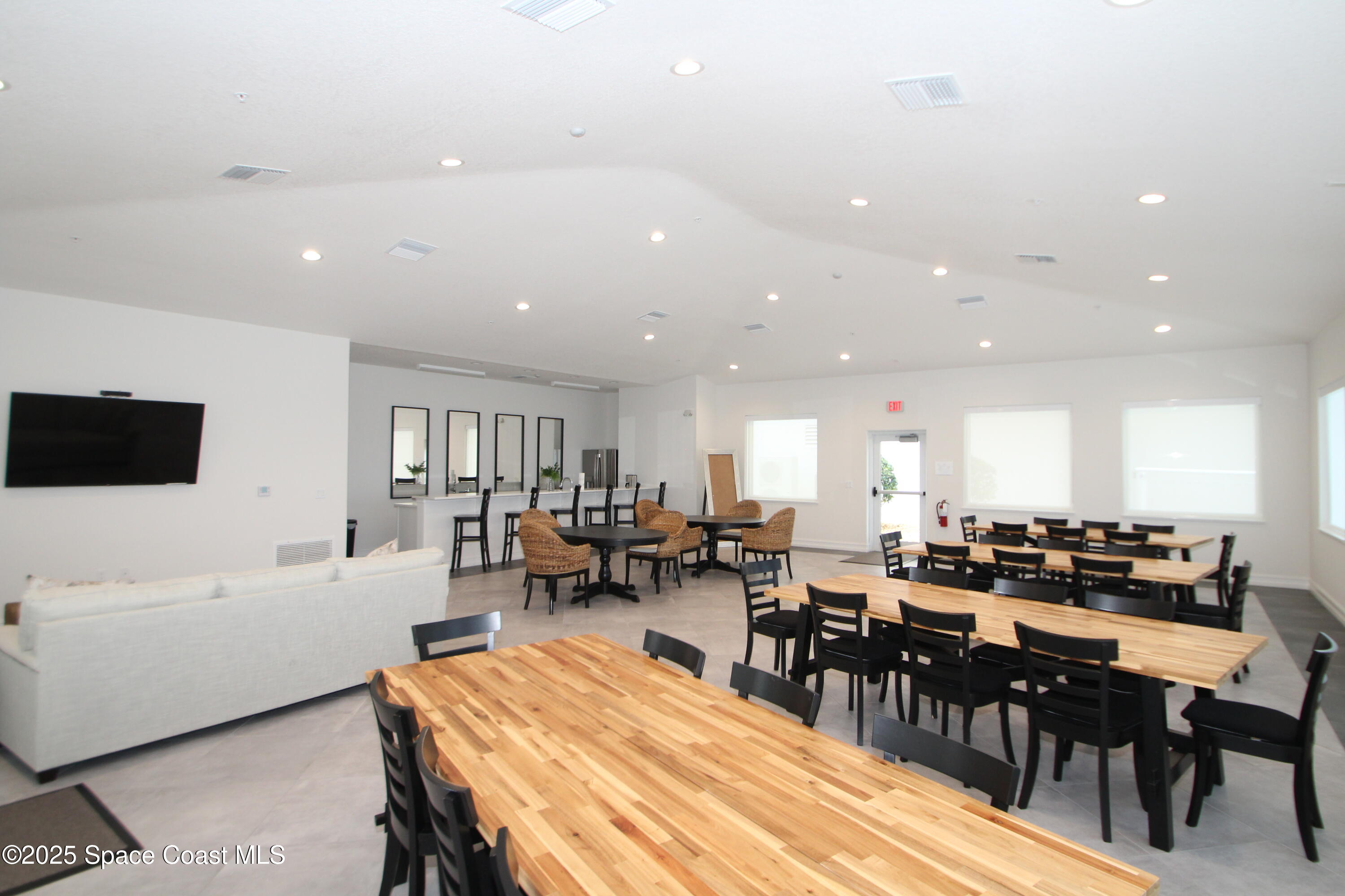 1465 S Harbor City Boulevard 304