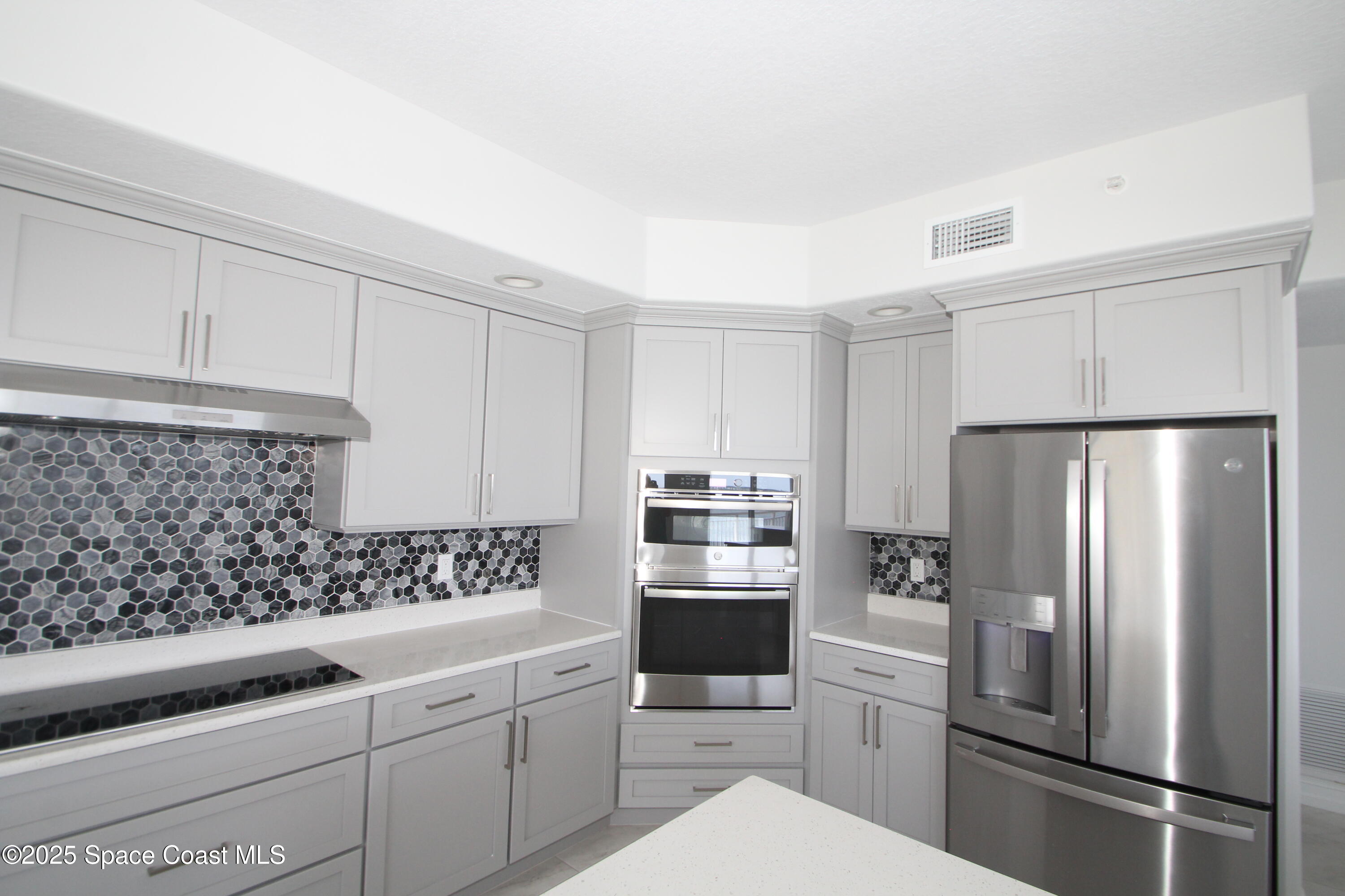 1465 S Harbor City Boulevard 304