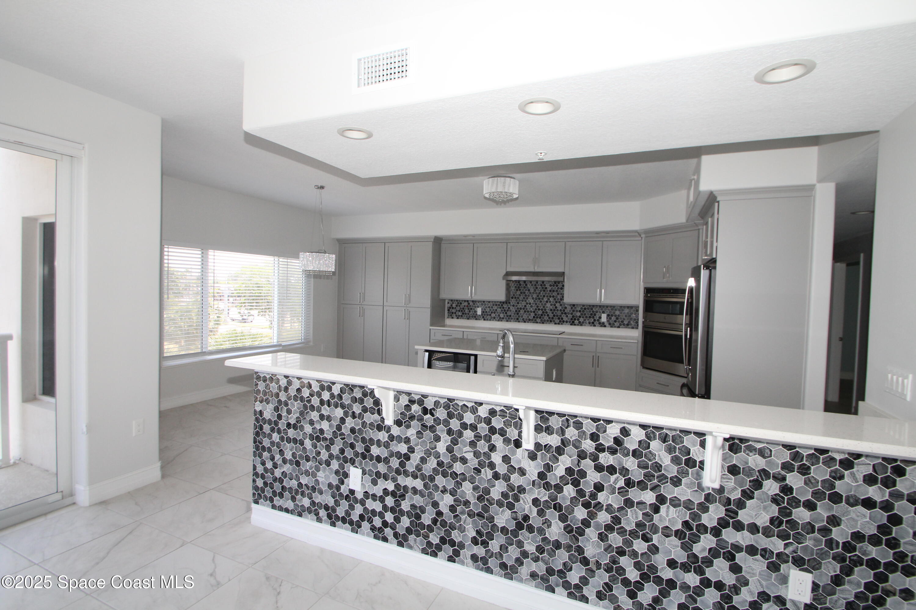 1465 S Harbor City Boulevard 304