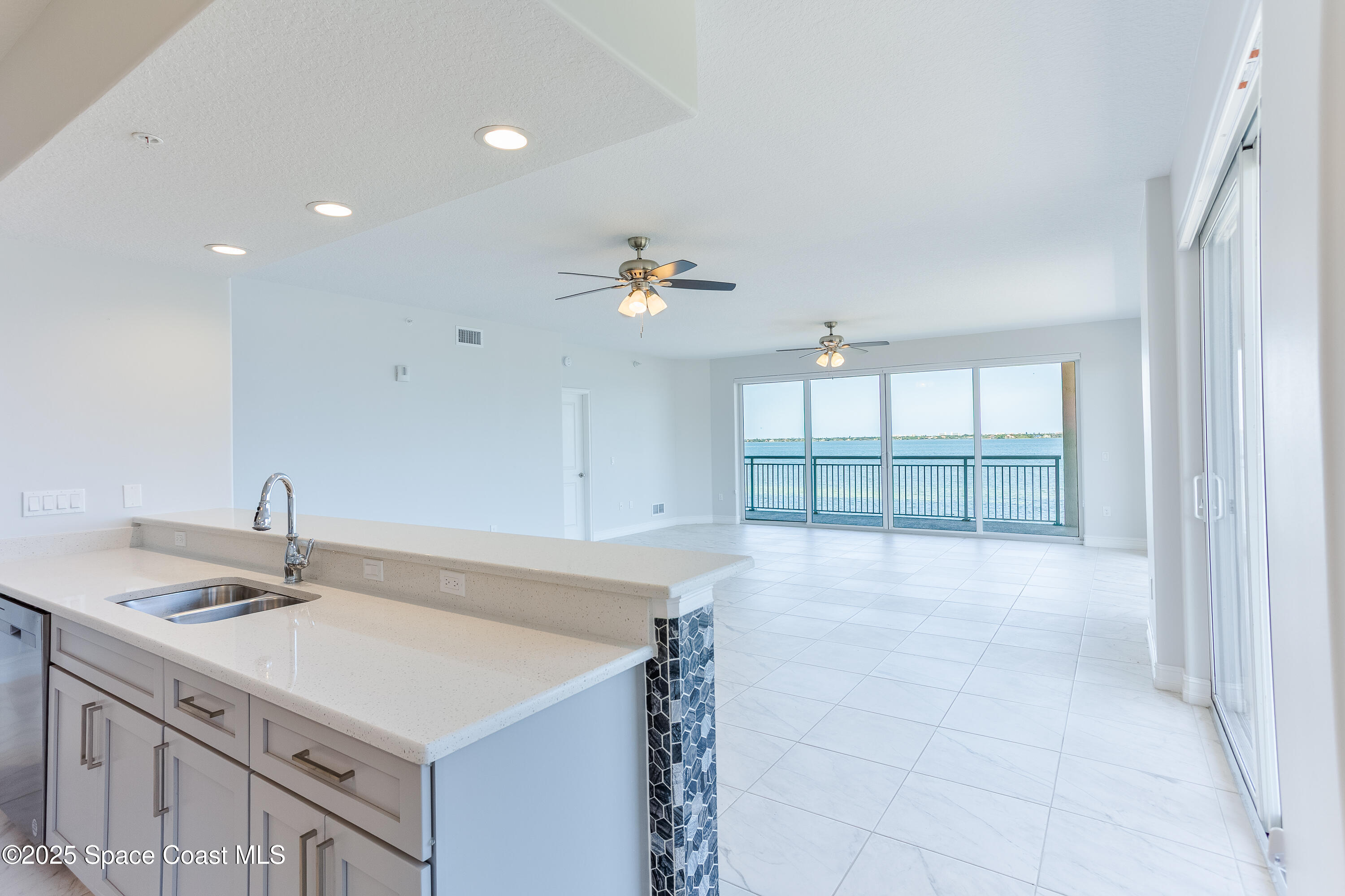 1465 S Harbor City Boulevard 304