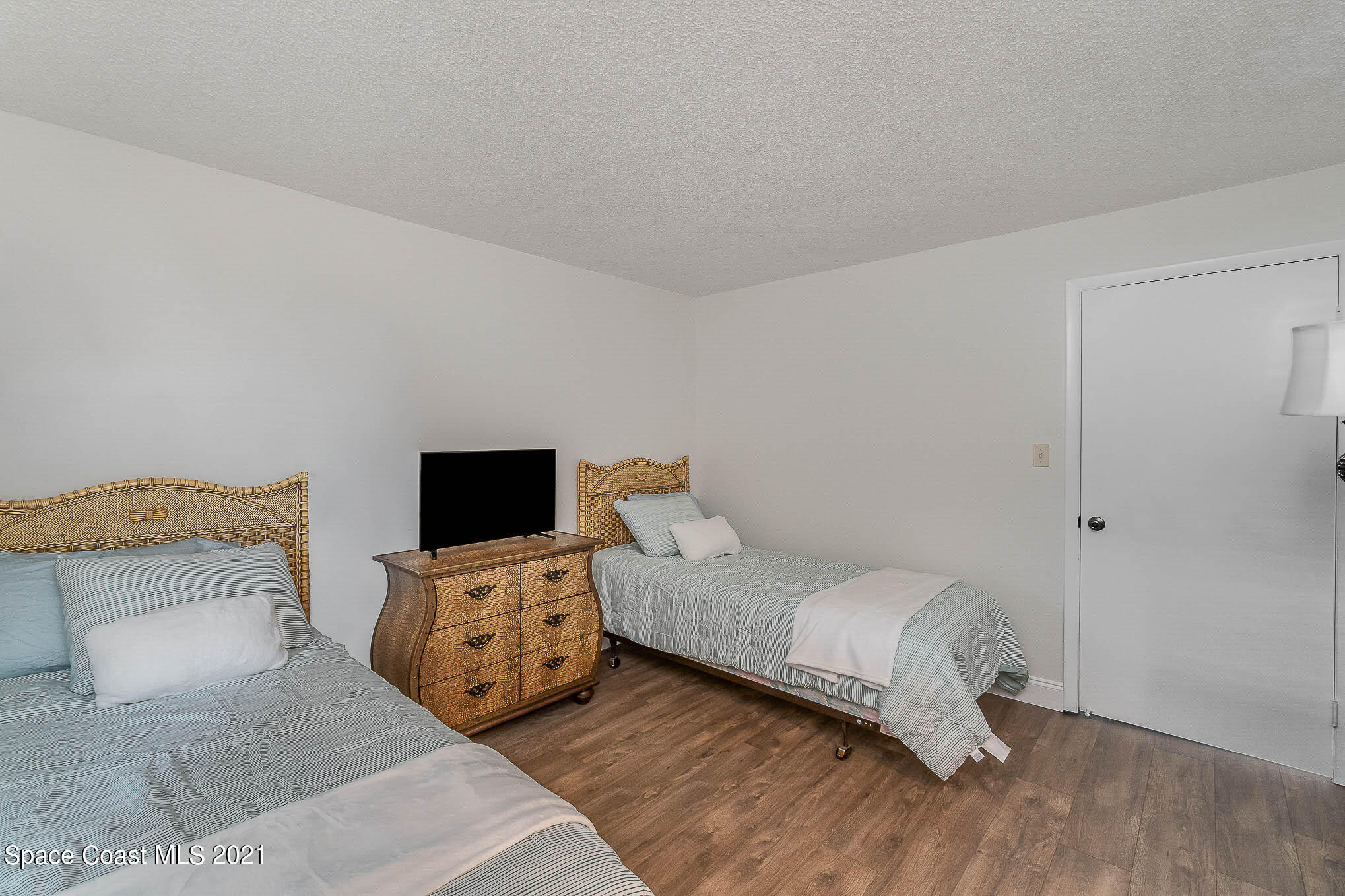 995 N Highway A1a 206