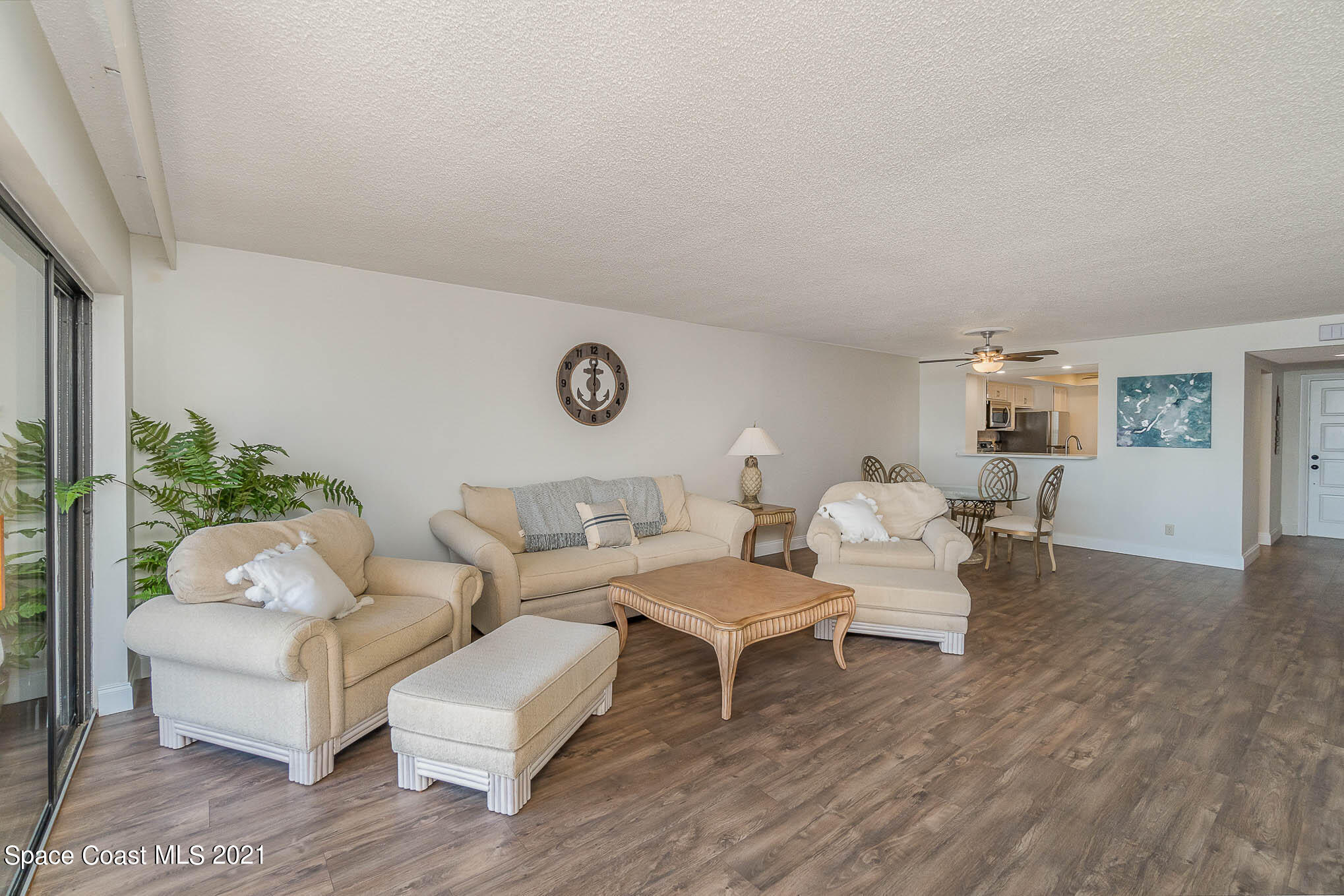 995 N Highway A1a 206