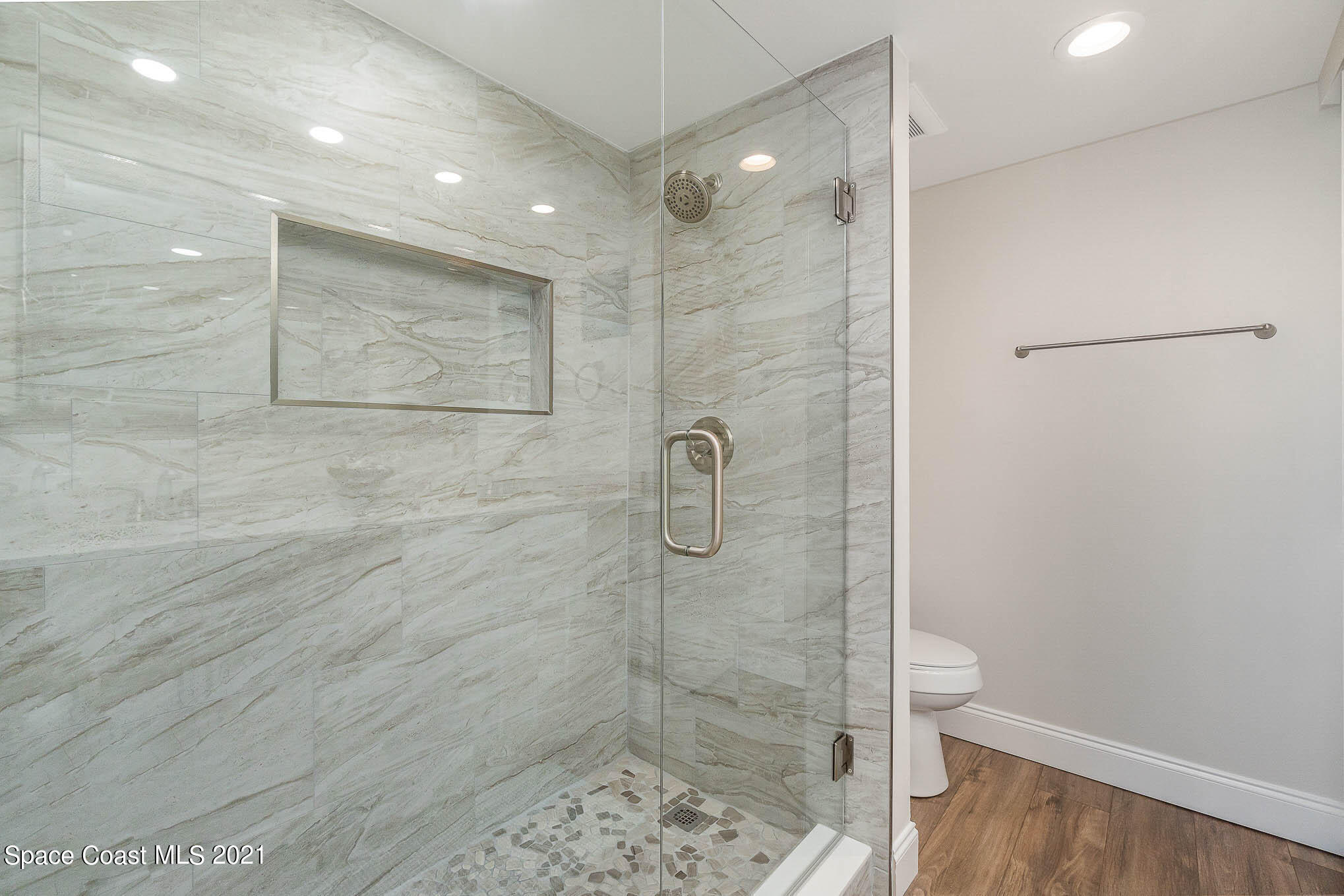 995 N Highway A1a 206