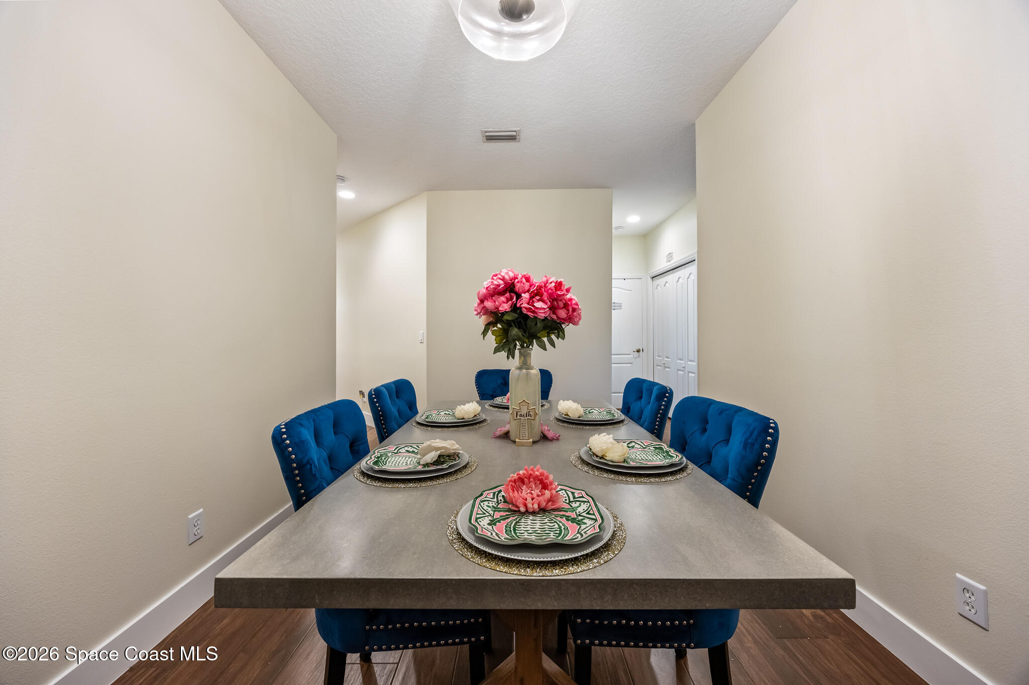 1020 Venetian Drive 102