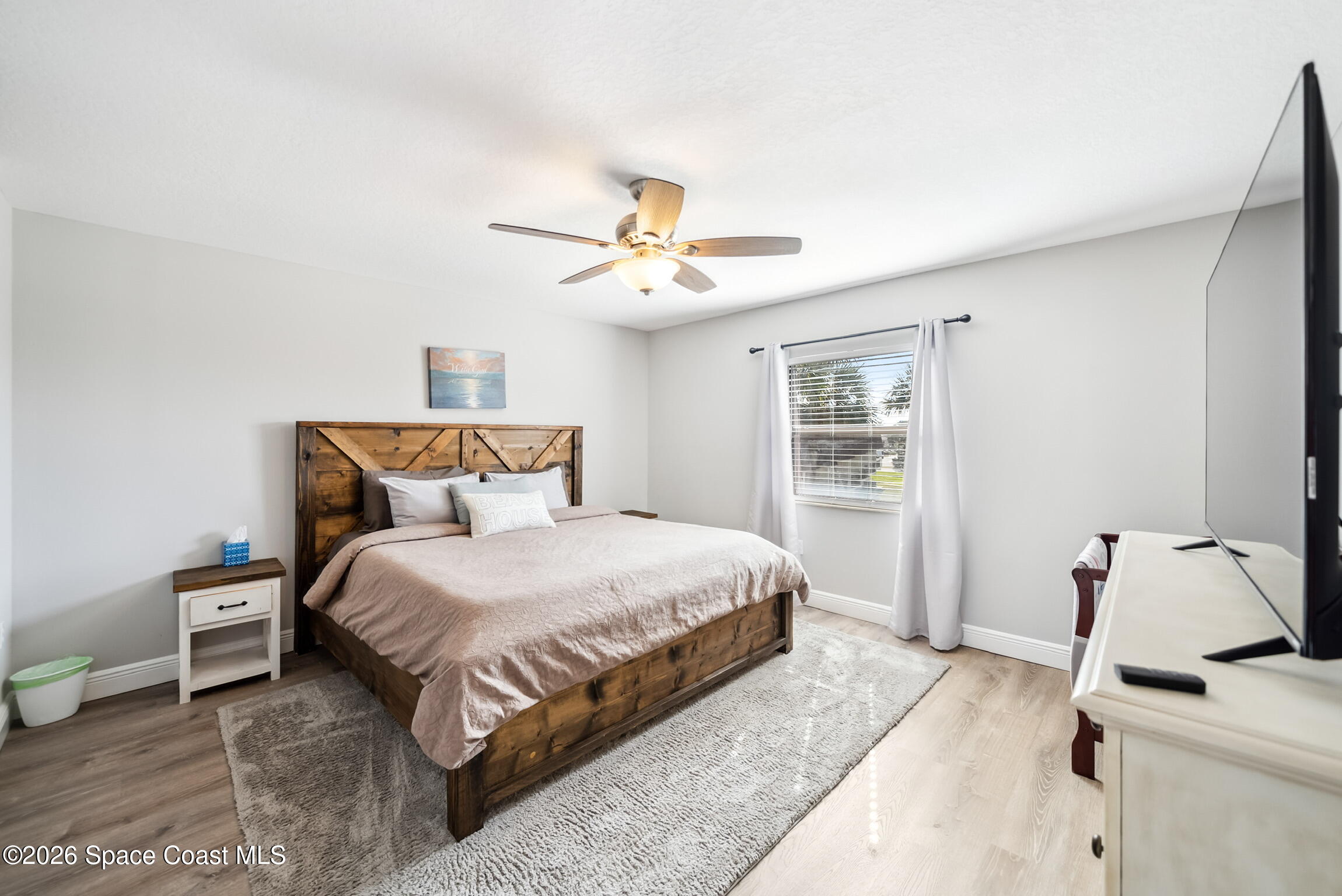 180 Paradise Boulevard 18015