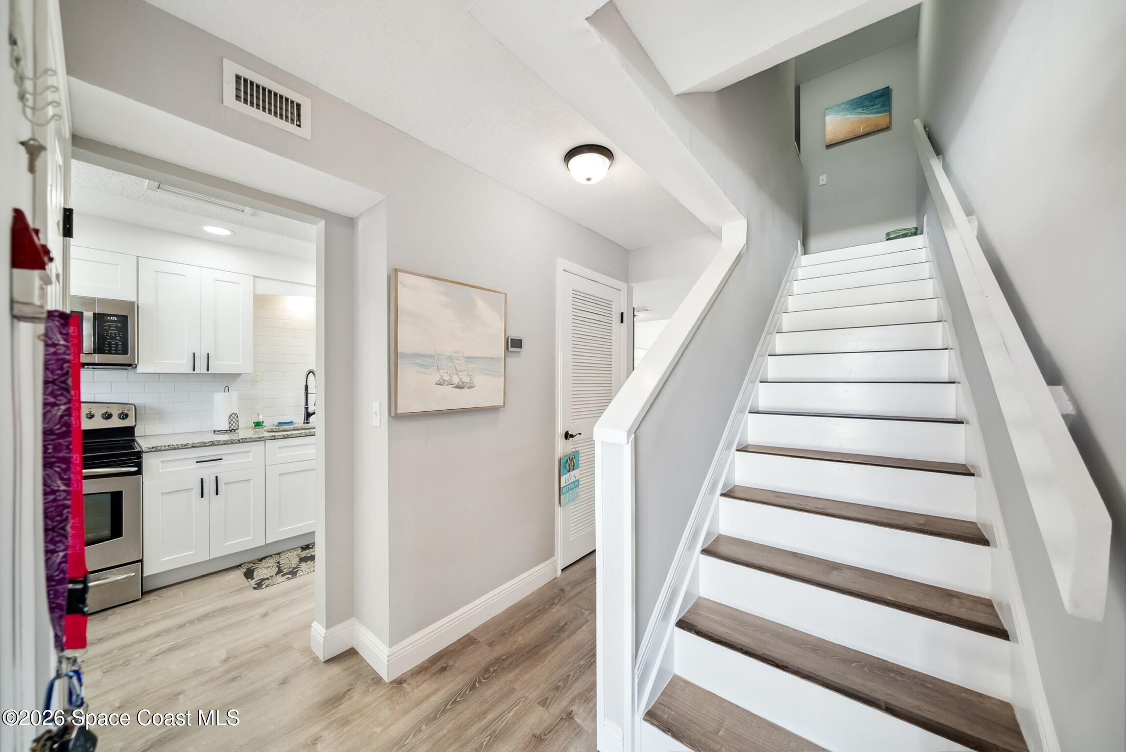 180 Paradise Boulevard 18015
