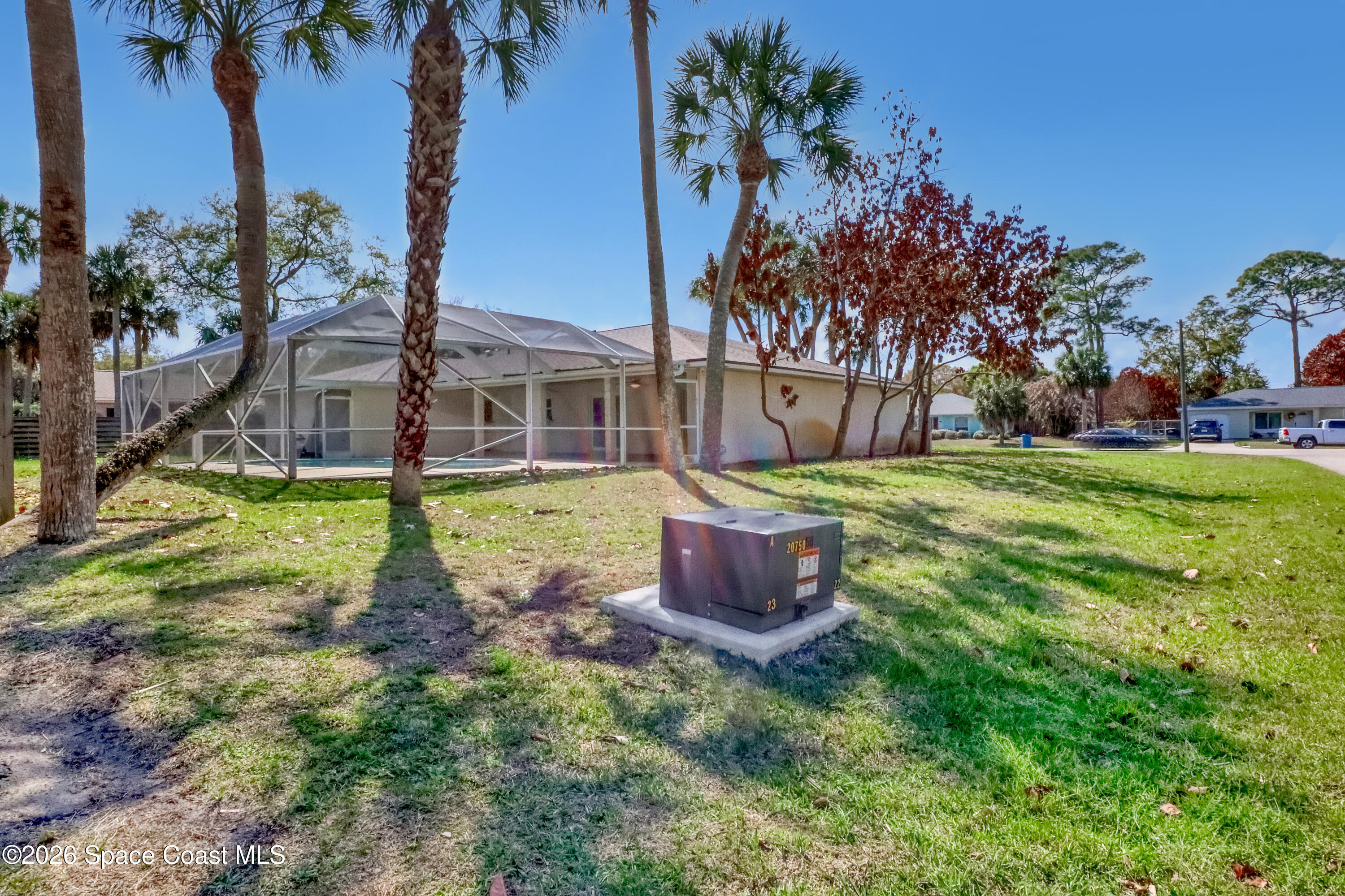 939 Peach Avenue NE