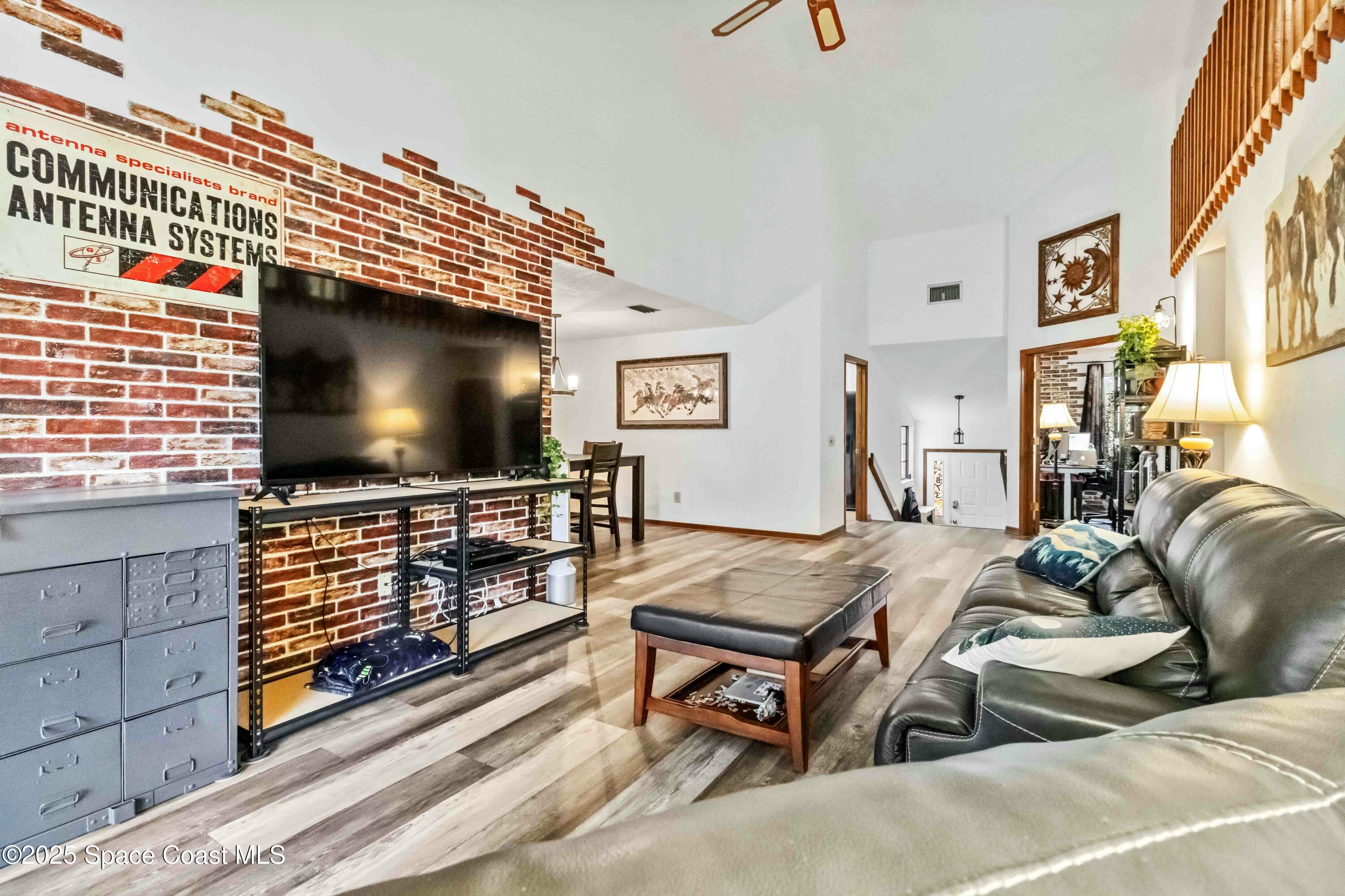 873 Greenwood Manor Circle 3-B