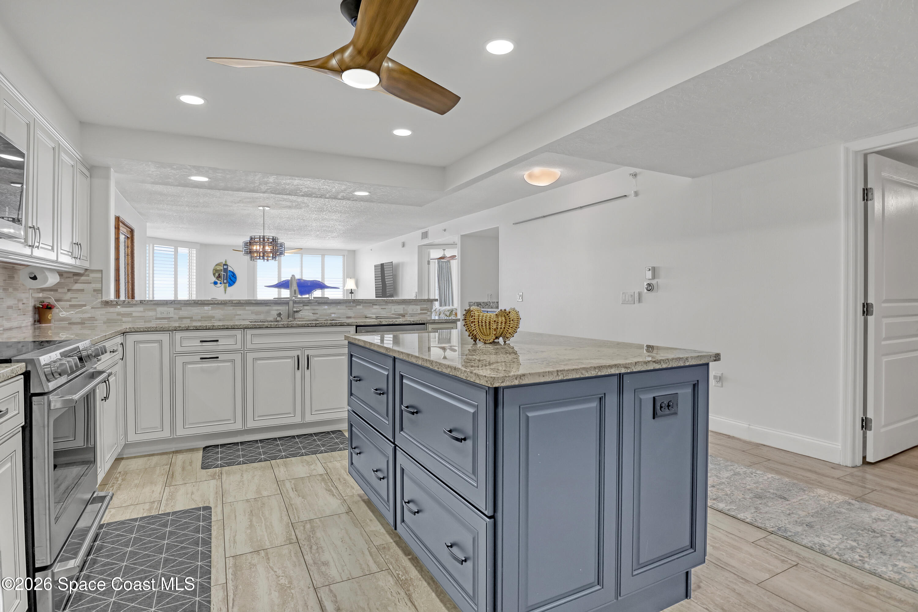 2195 Highway A1a. 502