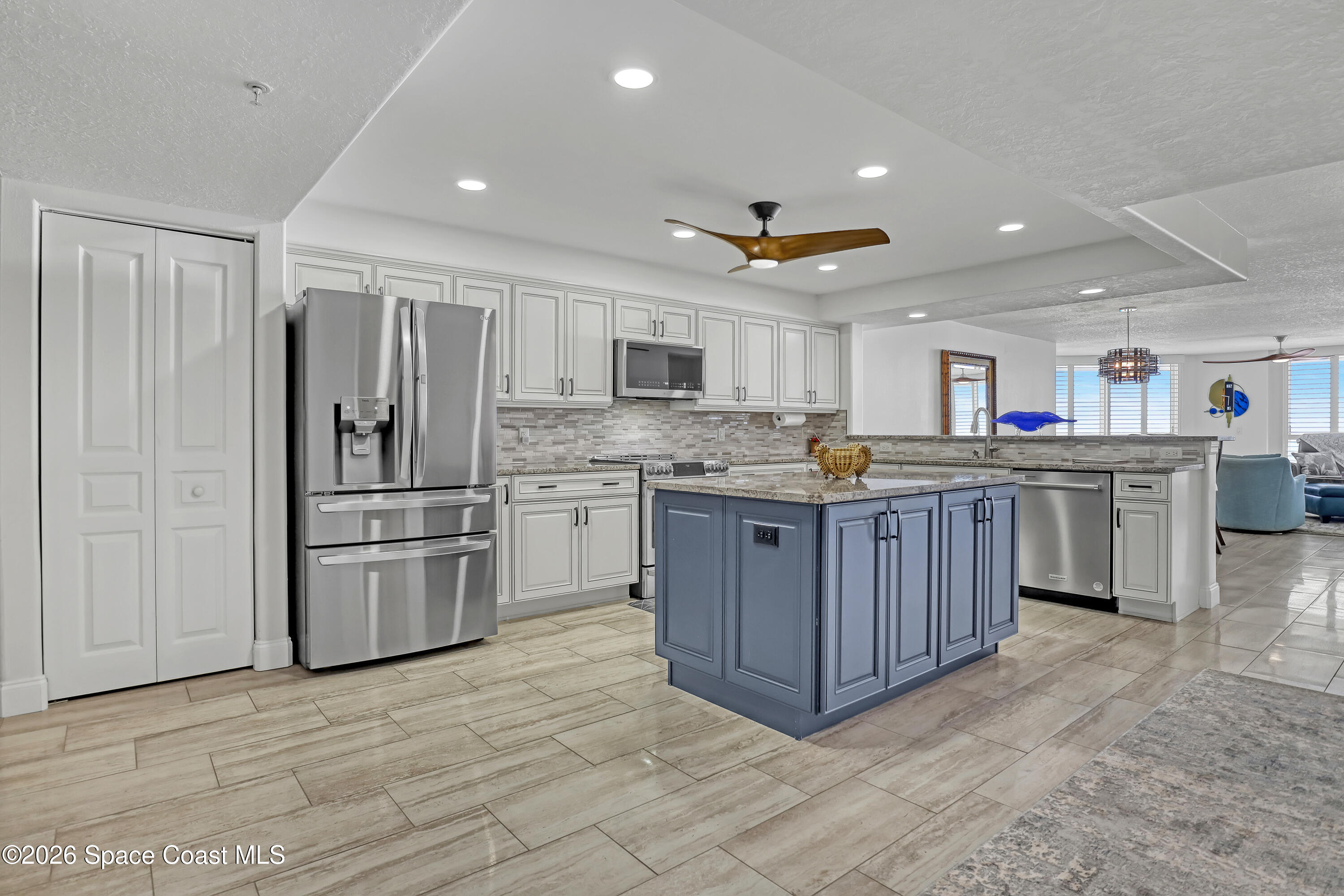 2195 Highway A1a. 502