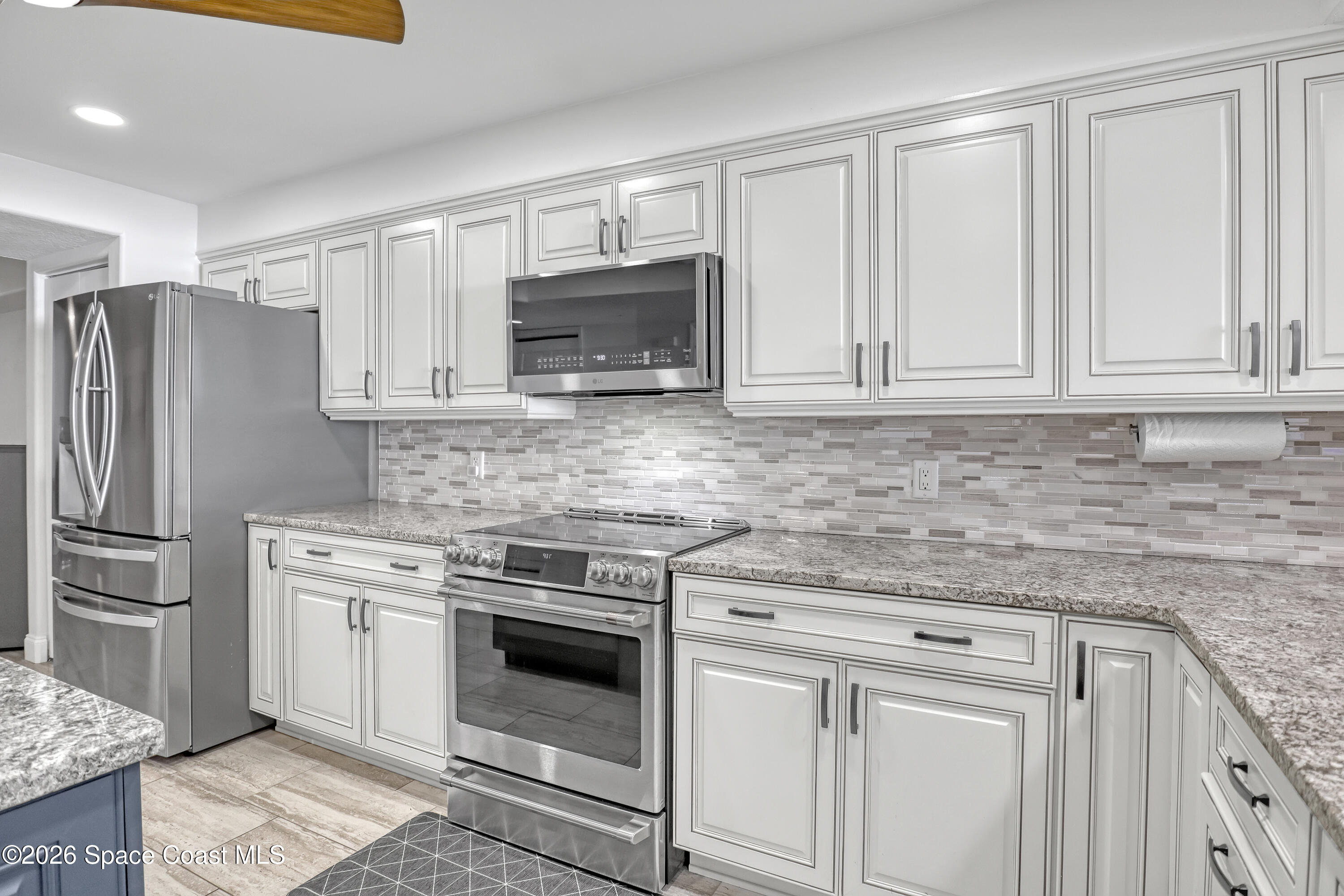 2195 Highway A1a. 502