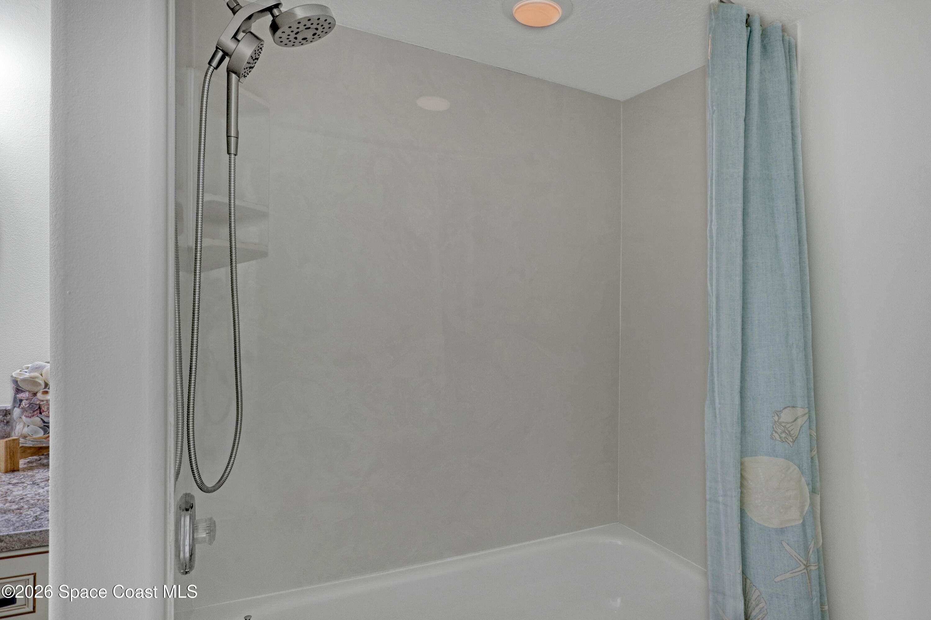 2195 Highway A1a. 502