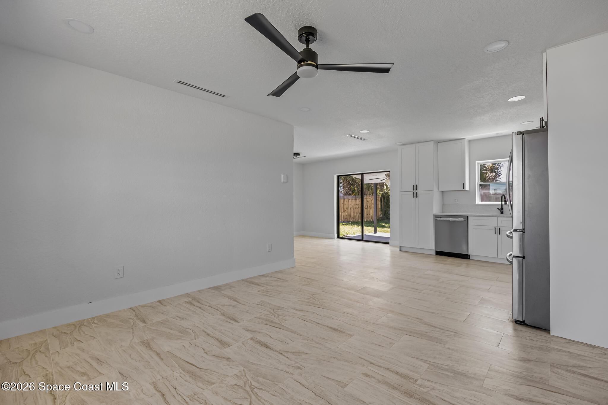 1106 Wild Rose Drive NE