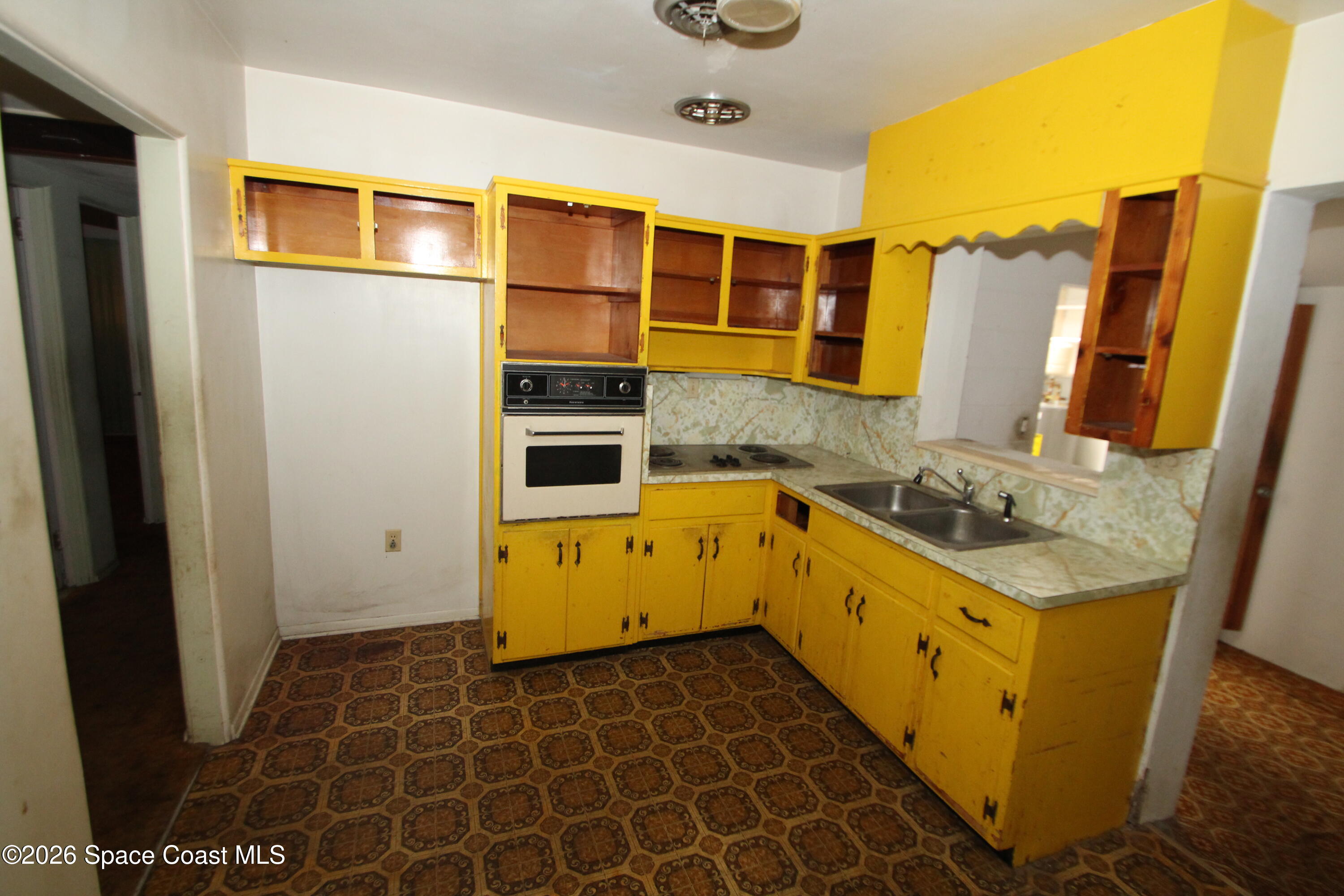 441 Bluff Drive