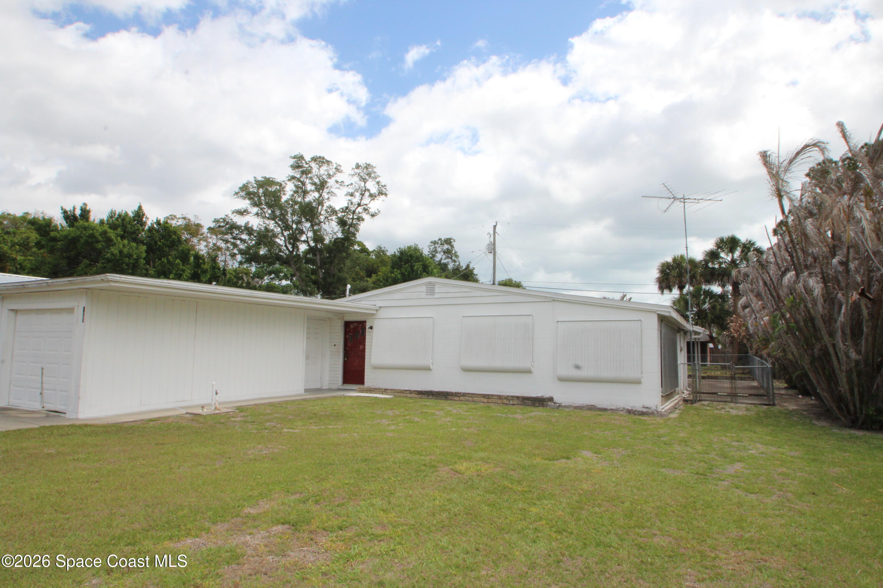 441 Bluff Drive