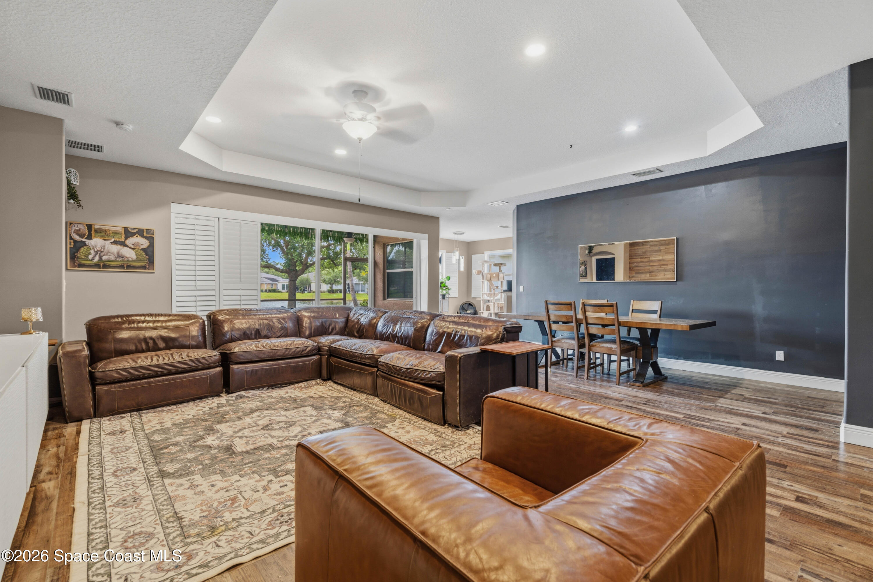 570 Gardendale Circle SE