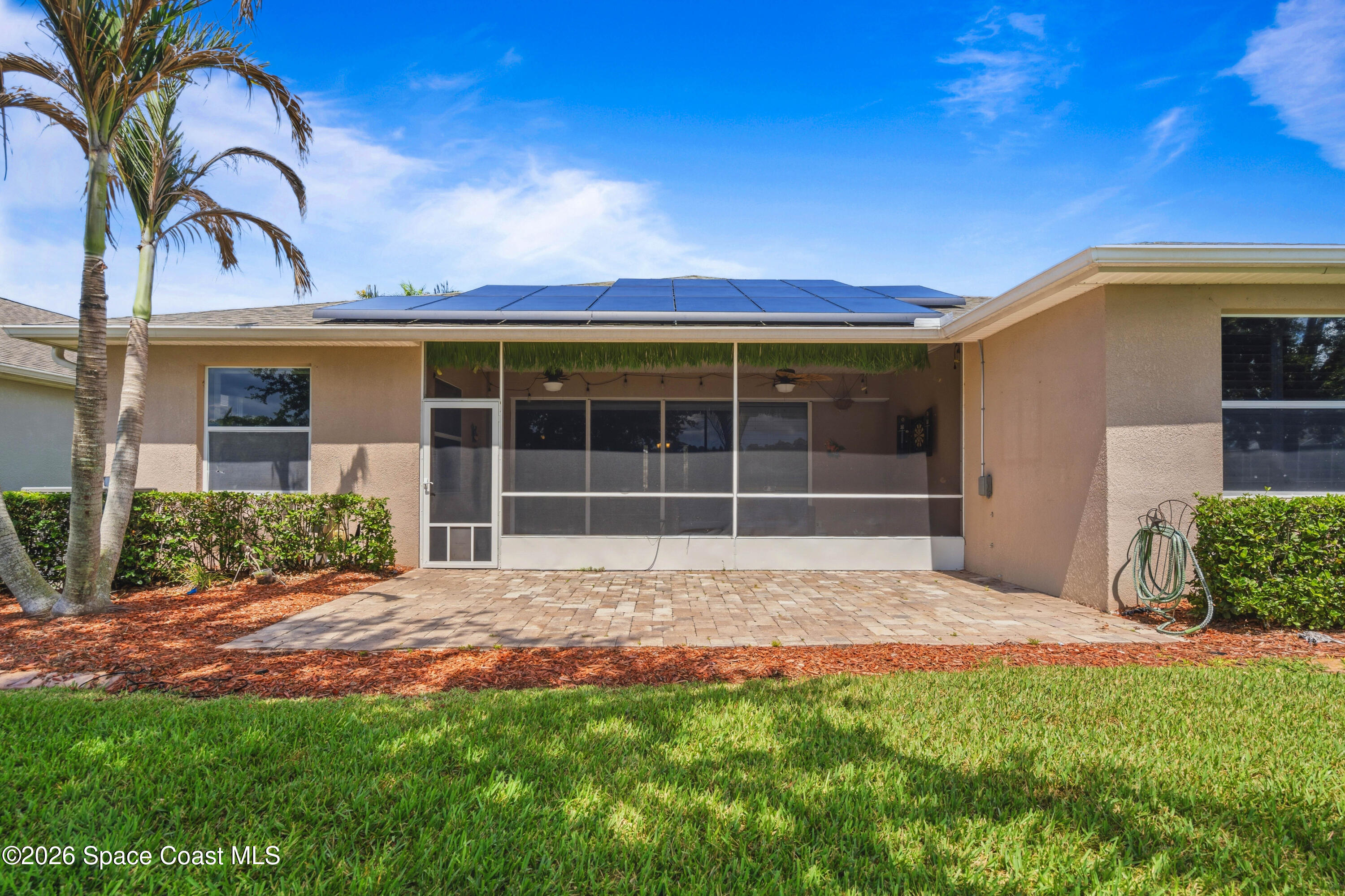 570 Gardendale Circle SE