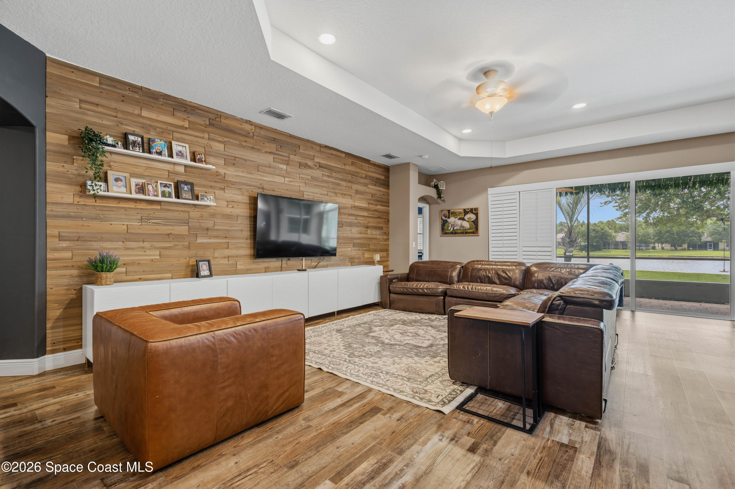 570 Gardendale Circle SE