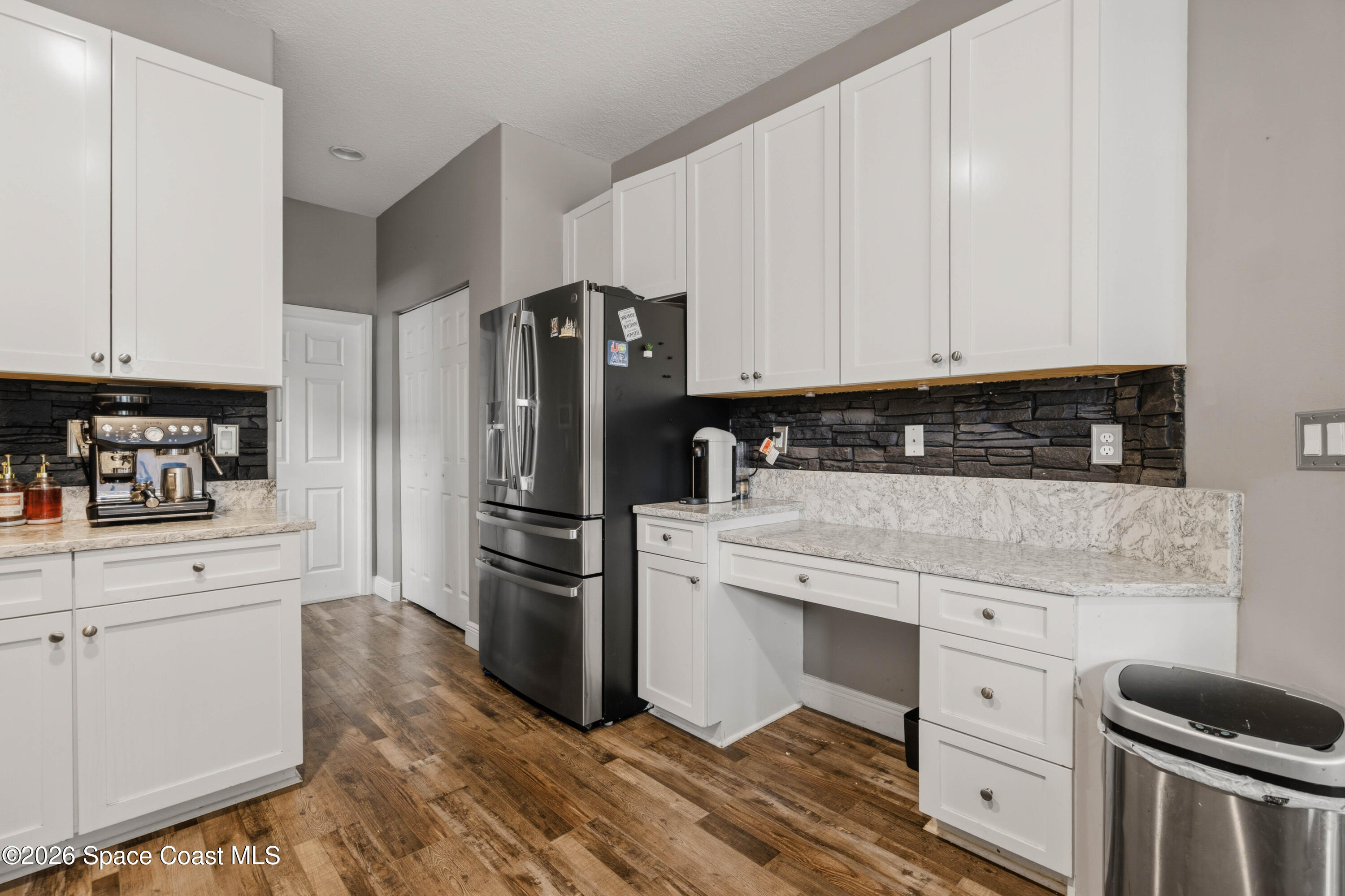 570 Gardendale Circle SE