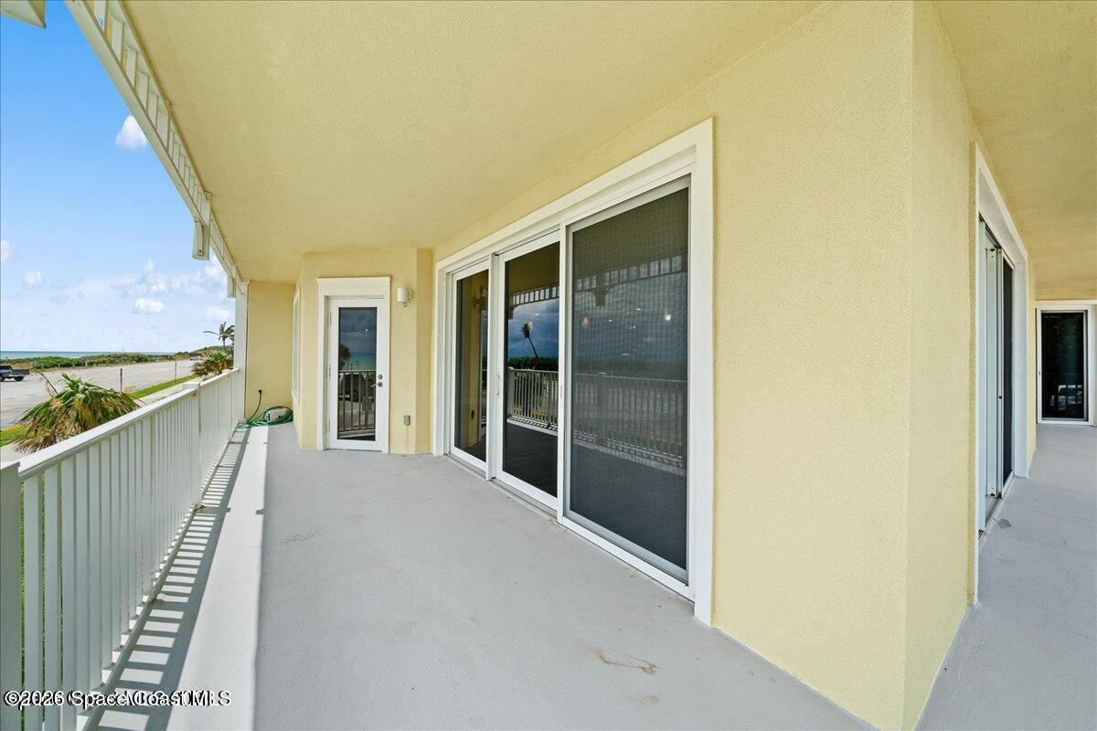 1 Eighth Avenue 1202