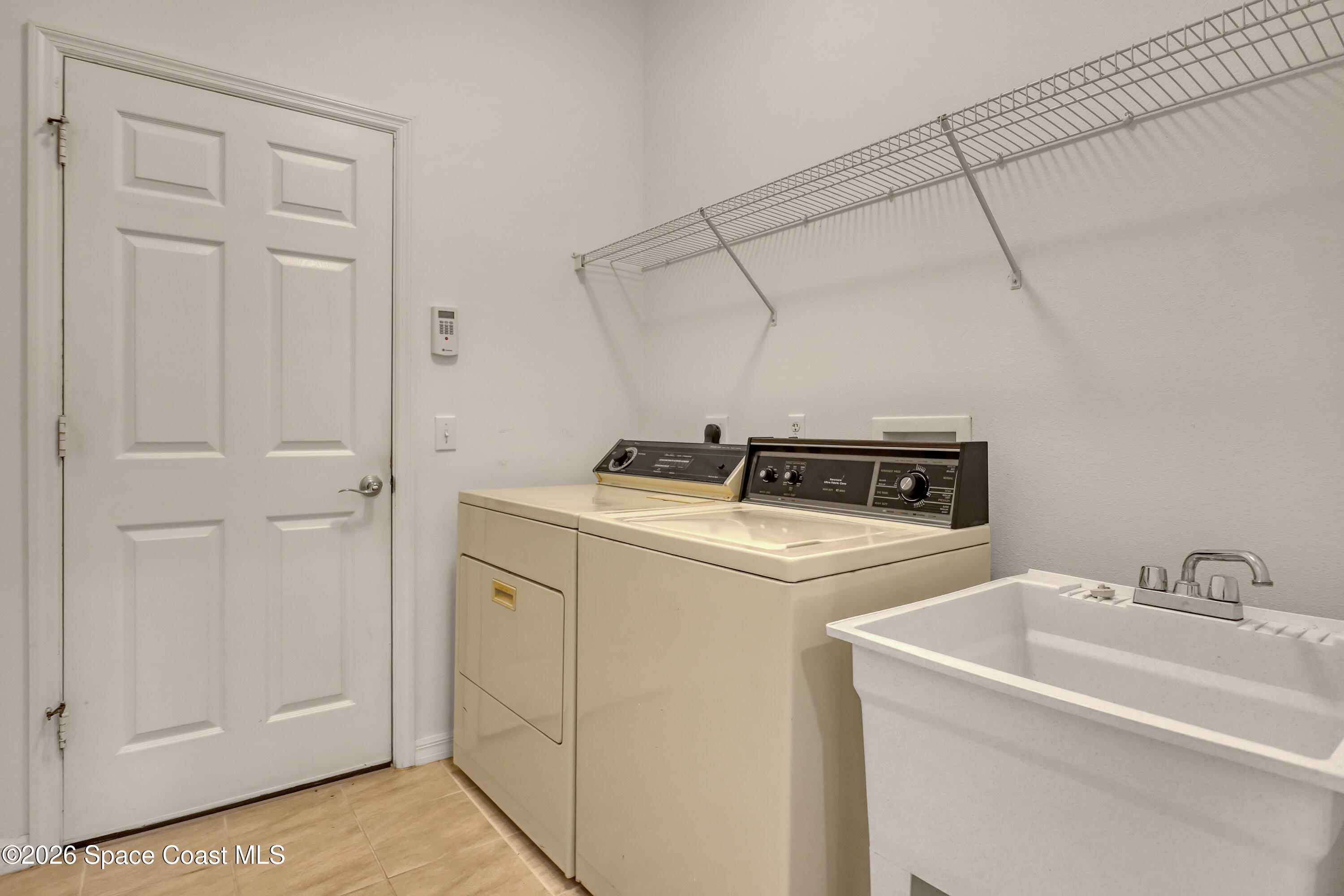 4892 Outlook Drive