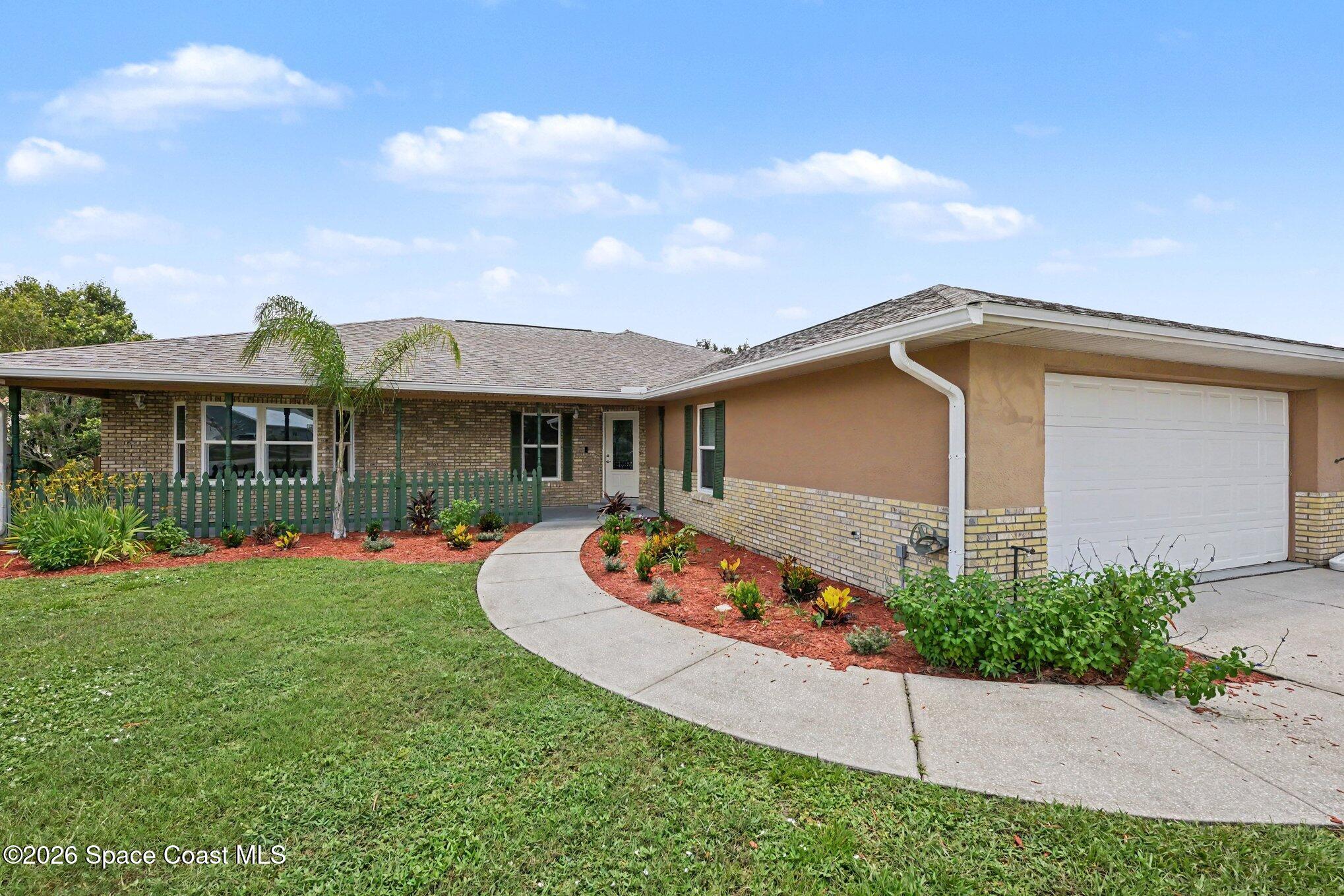 1019 Mandarin Drive NE