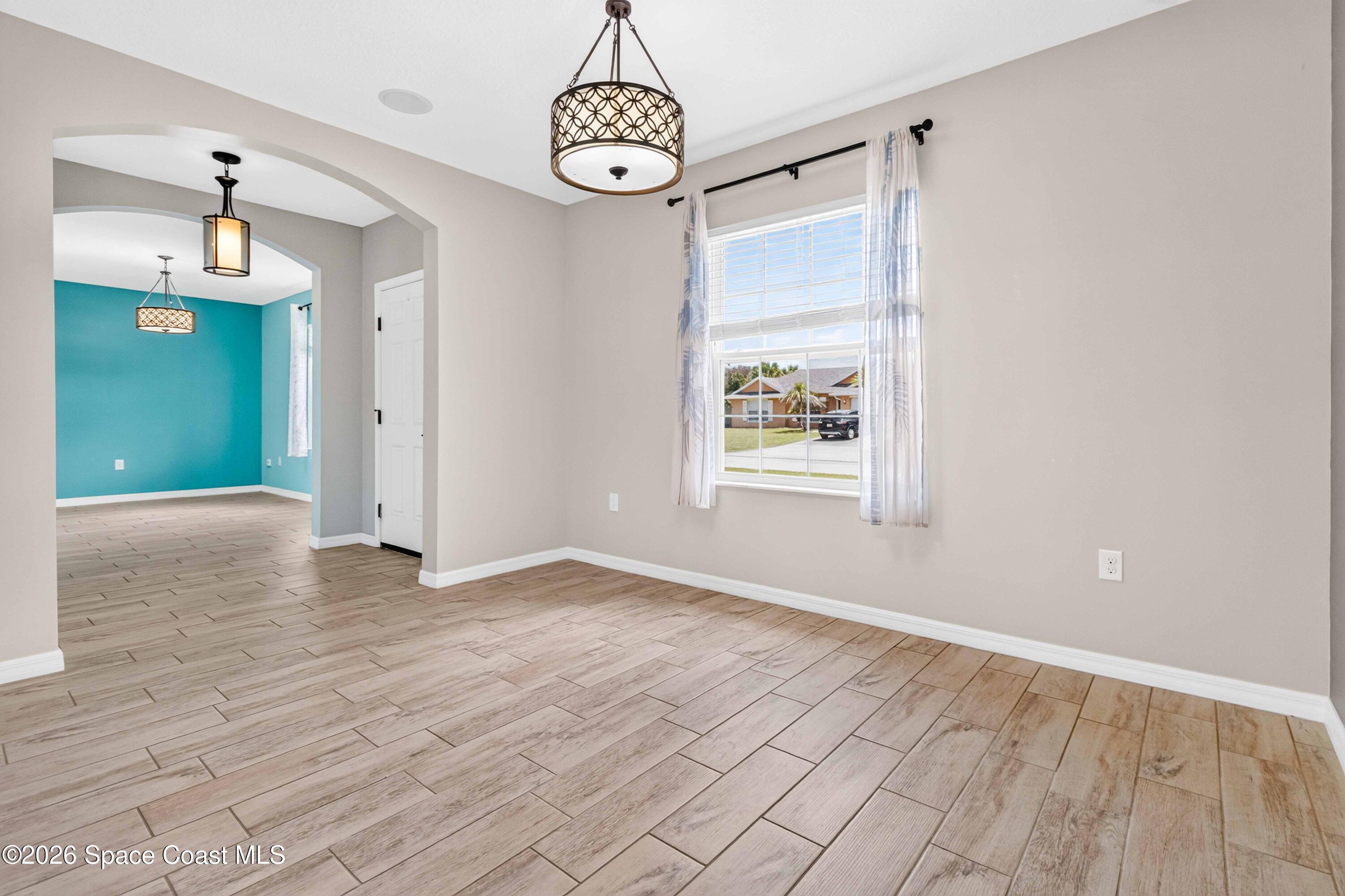 161 Broward Street NE
