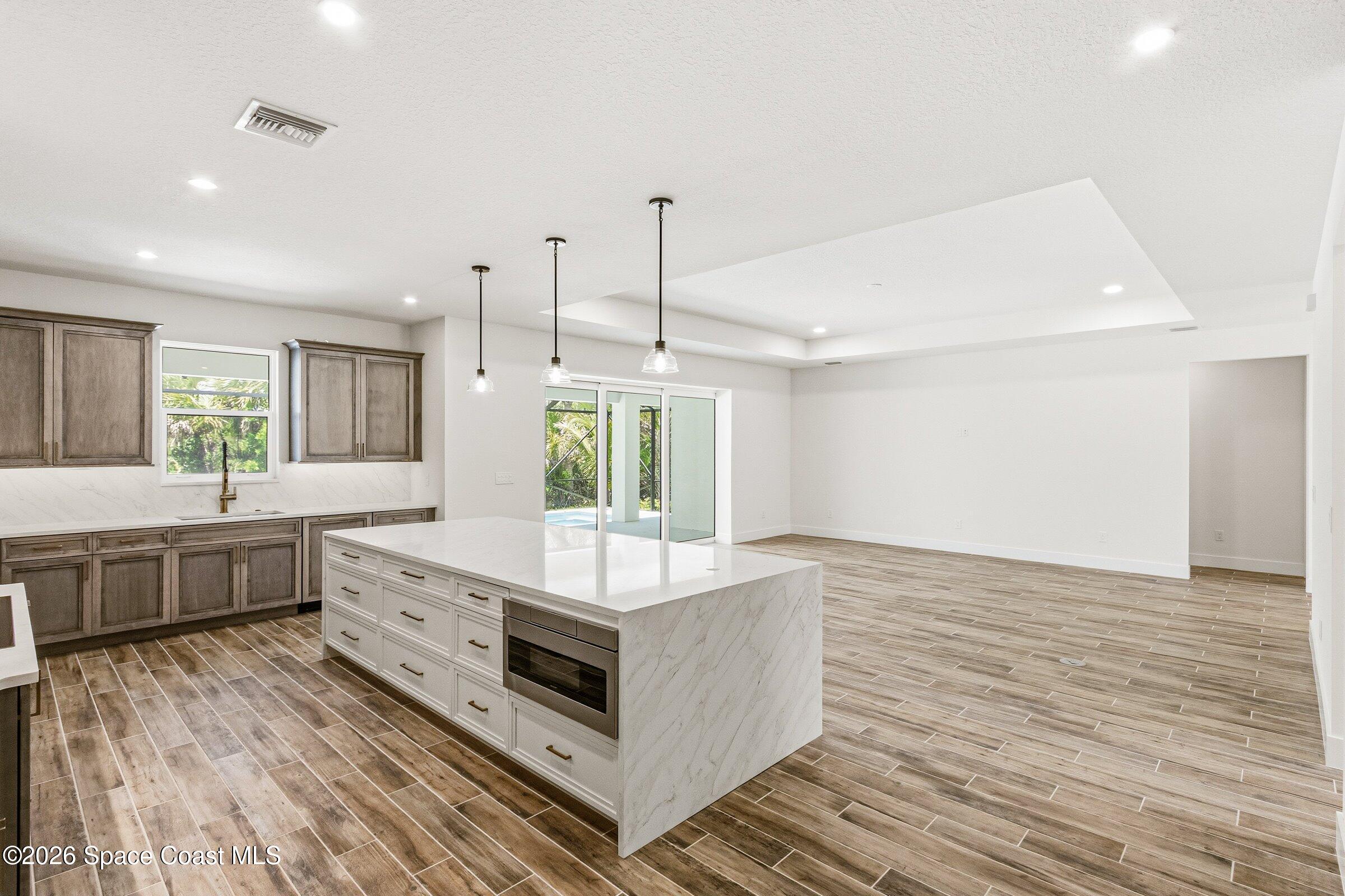 000 Reef Place