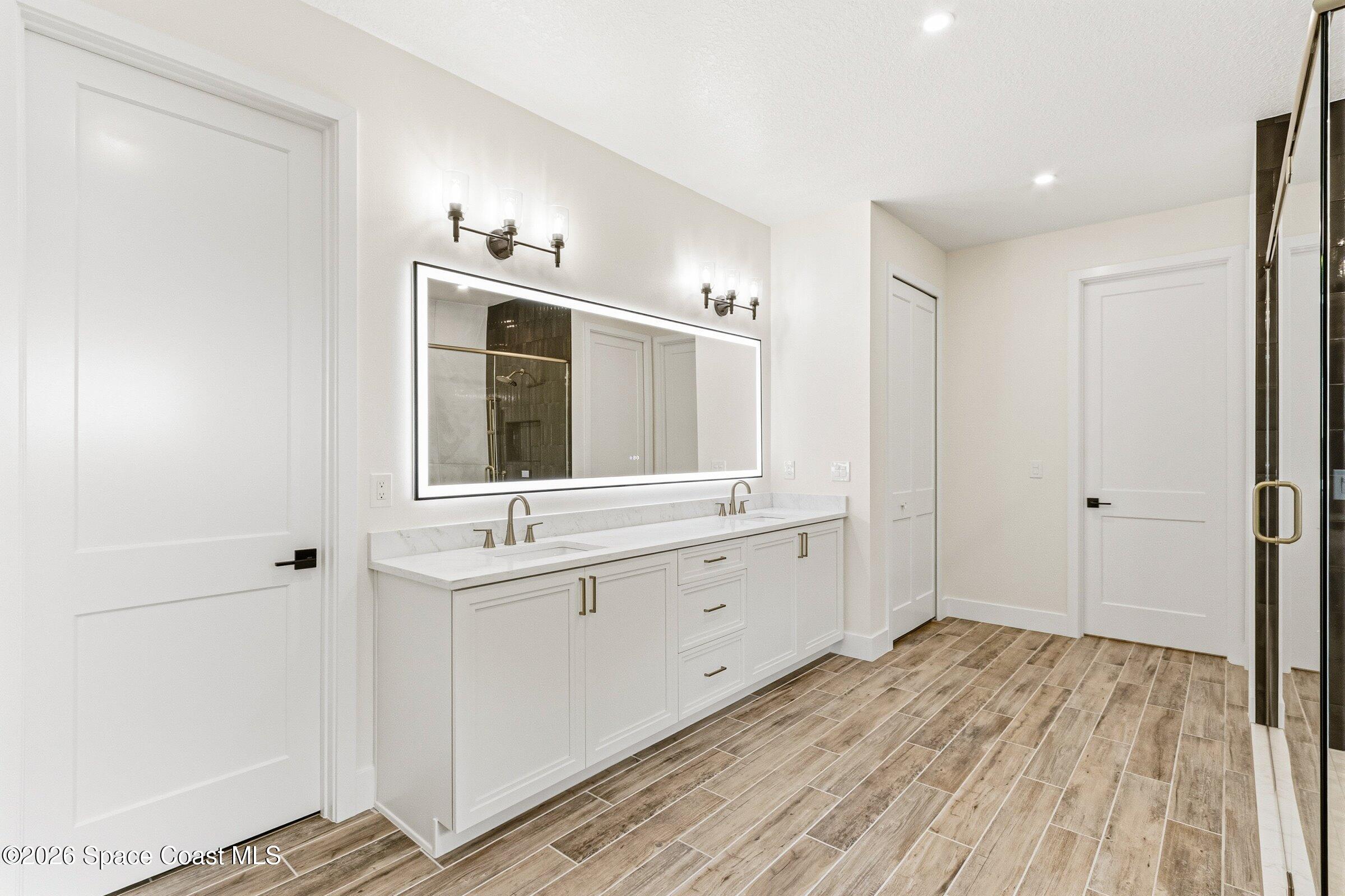 000 Reef Place