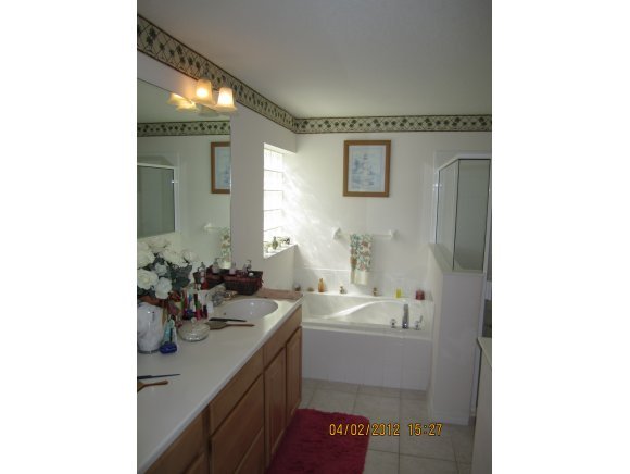 2711 Bradfordt