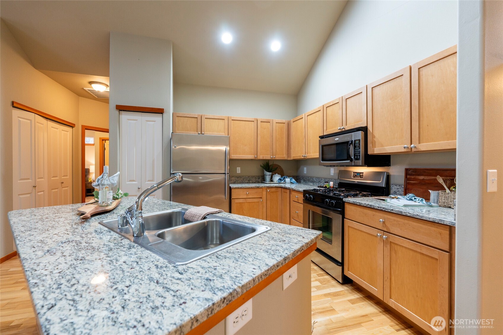 2093 Calico Loop