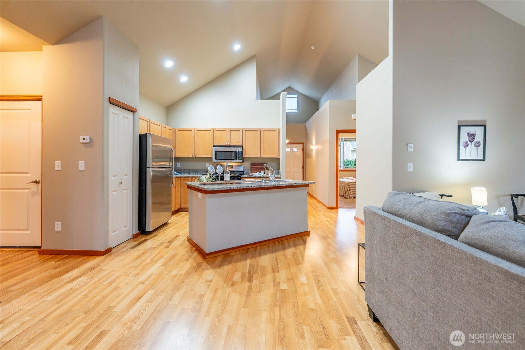 2093 Calico Loop