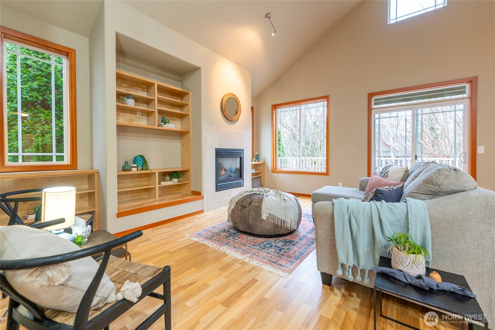 2093 Calico Loop