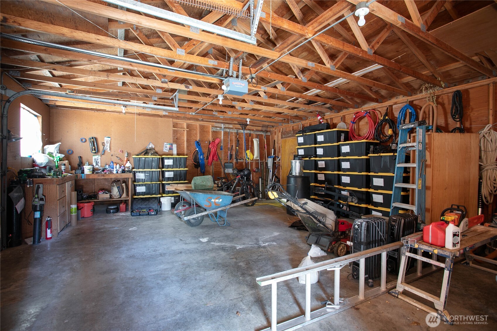 3307 Northshore Road