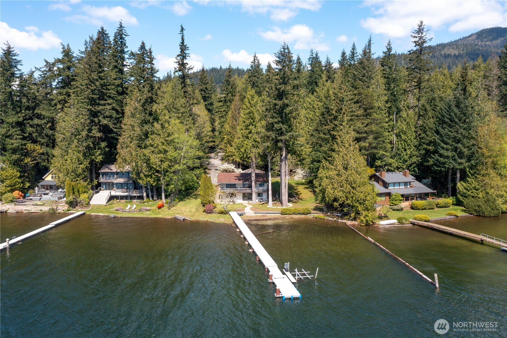 3307 Northshore Road